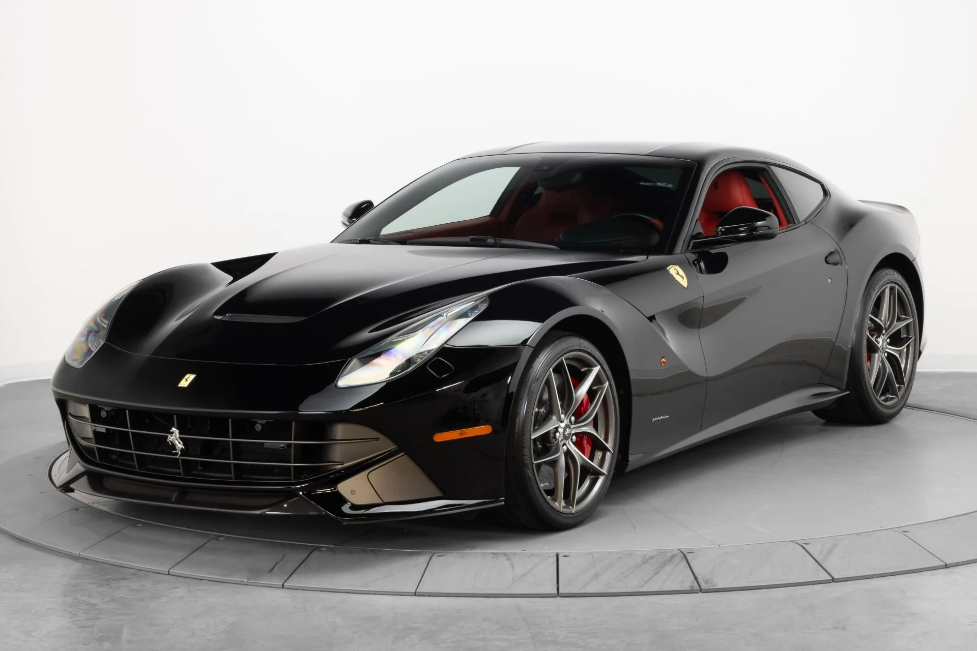 mph003_2242552135_Used_2014_Ferrari_F12berlinetta_1784559408_11c9b5bbd8