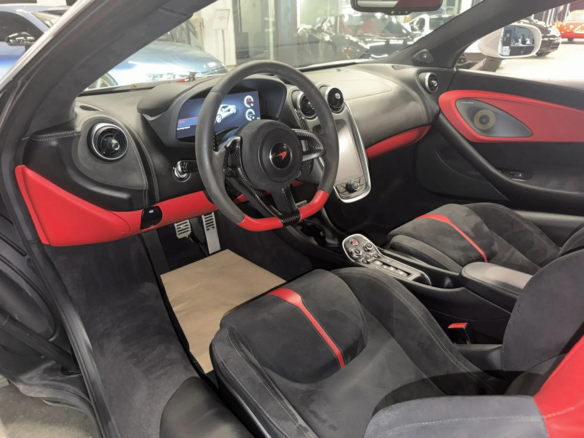 mph003_2254090801_mclaren_570s_2017_9678cd3abd