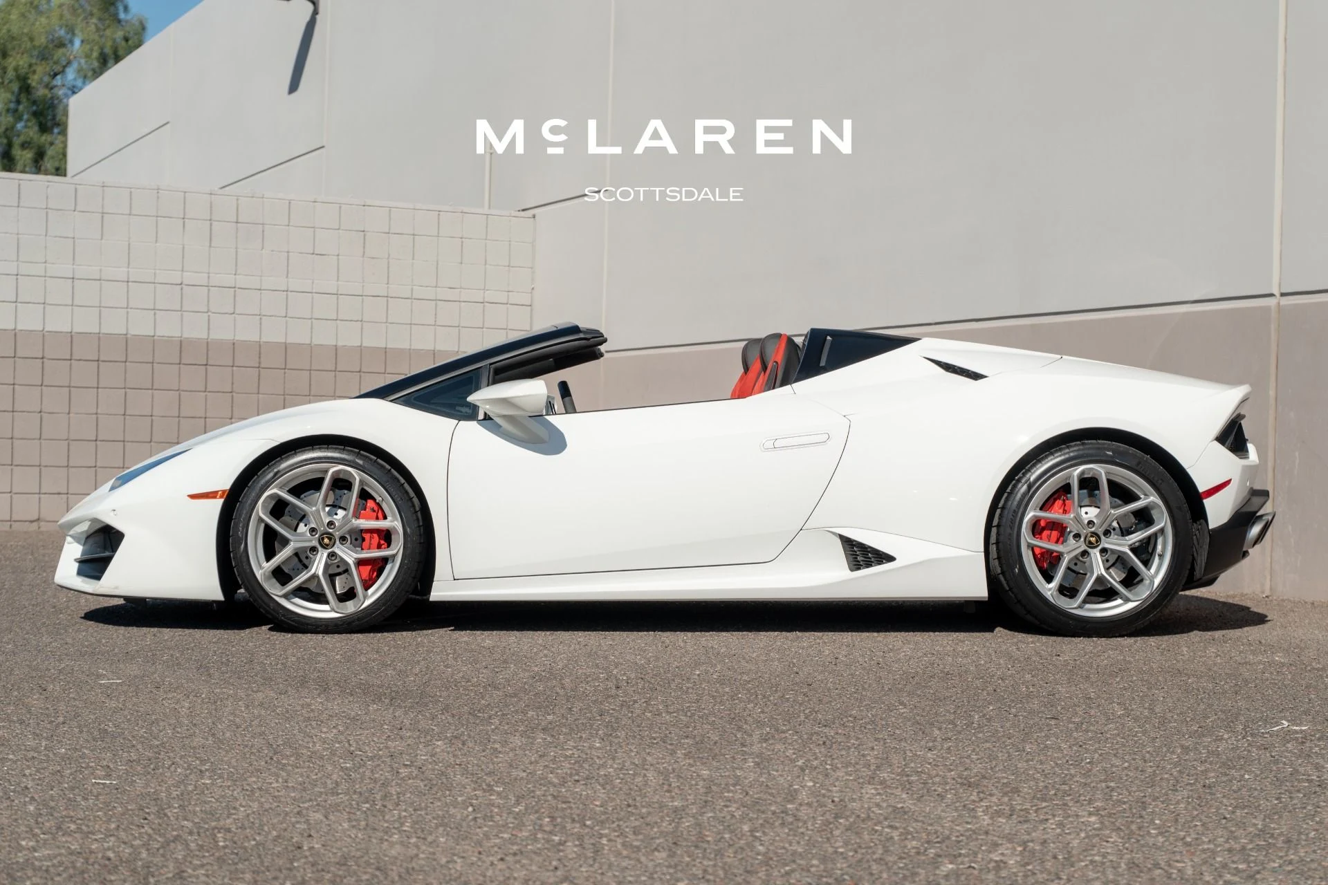 mph003_2262132638_Used_2018_LAMBORGHINI_HURACAN_LP_580_2_Spyder_1791840985_fb4c6d6d7d