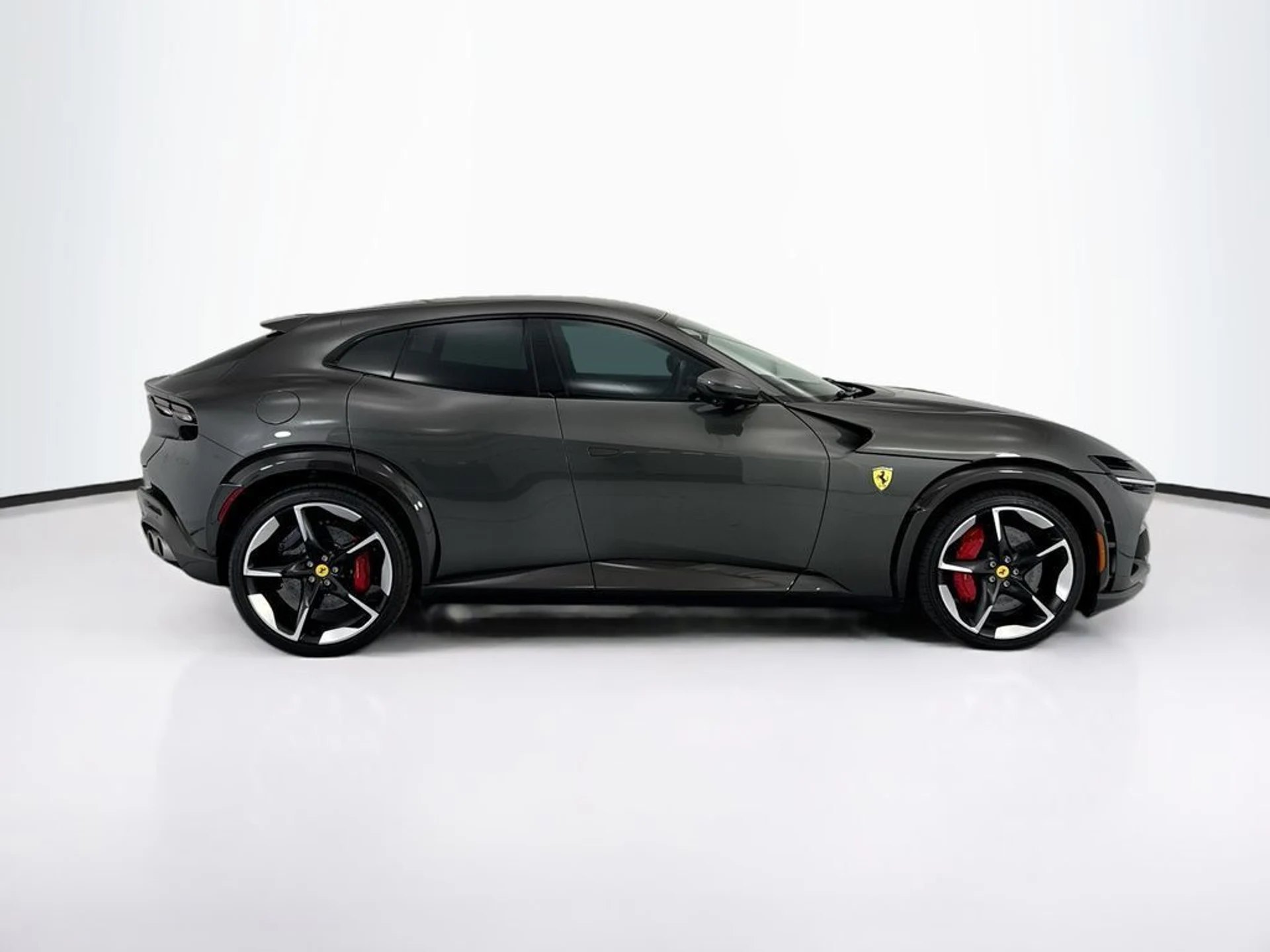 mph003_2268330915_used_2023_ferrari_purosangue_8119_23034392_4_1024_4697135969