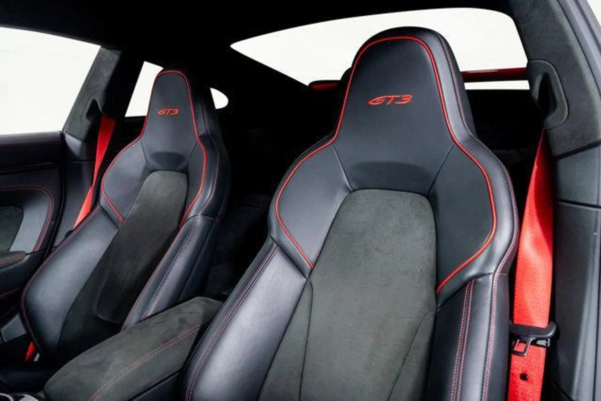 mph003_2273981017_t01r_O_Iiwmpk1_Vm_WOB_4p9_Aeie_Js_3bddafec4c