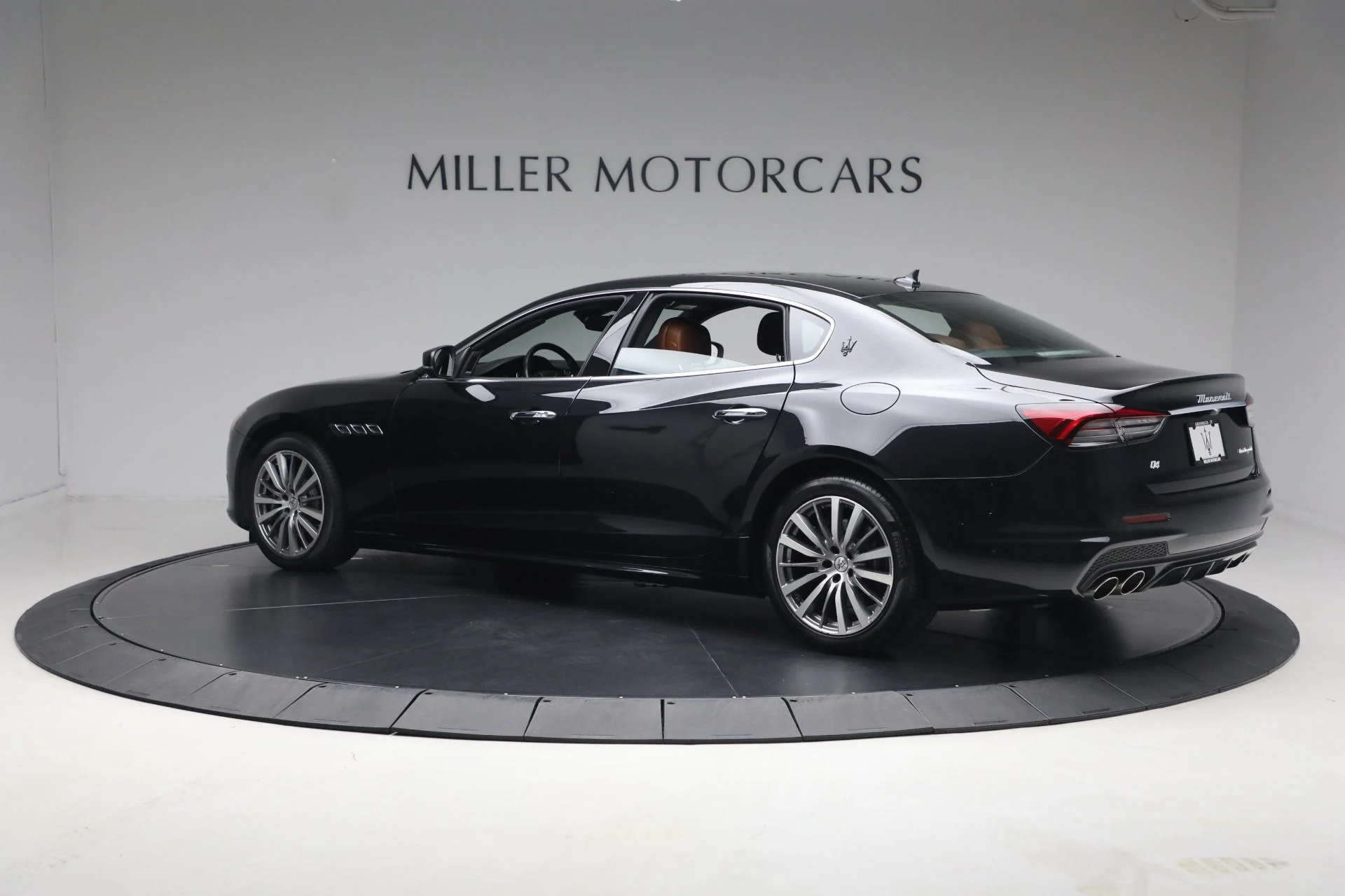 mph003_2275320503_Used_2022_Maserati_Quattroporte_Modena_Q4_1780514409_ddbe80181a