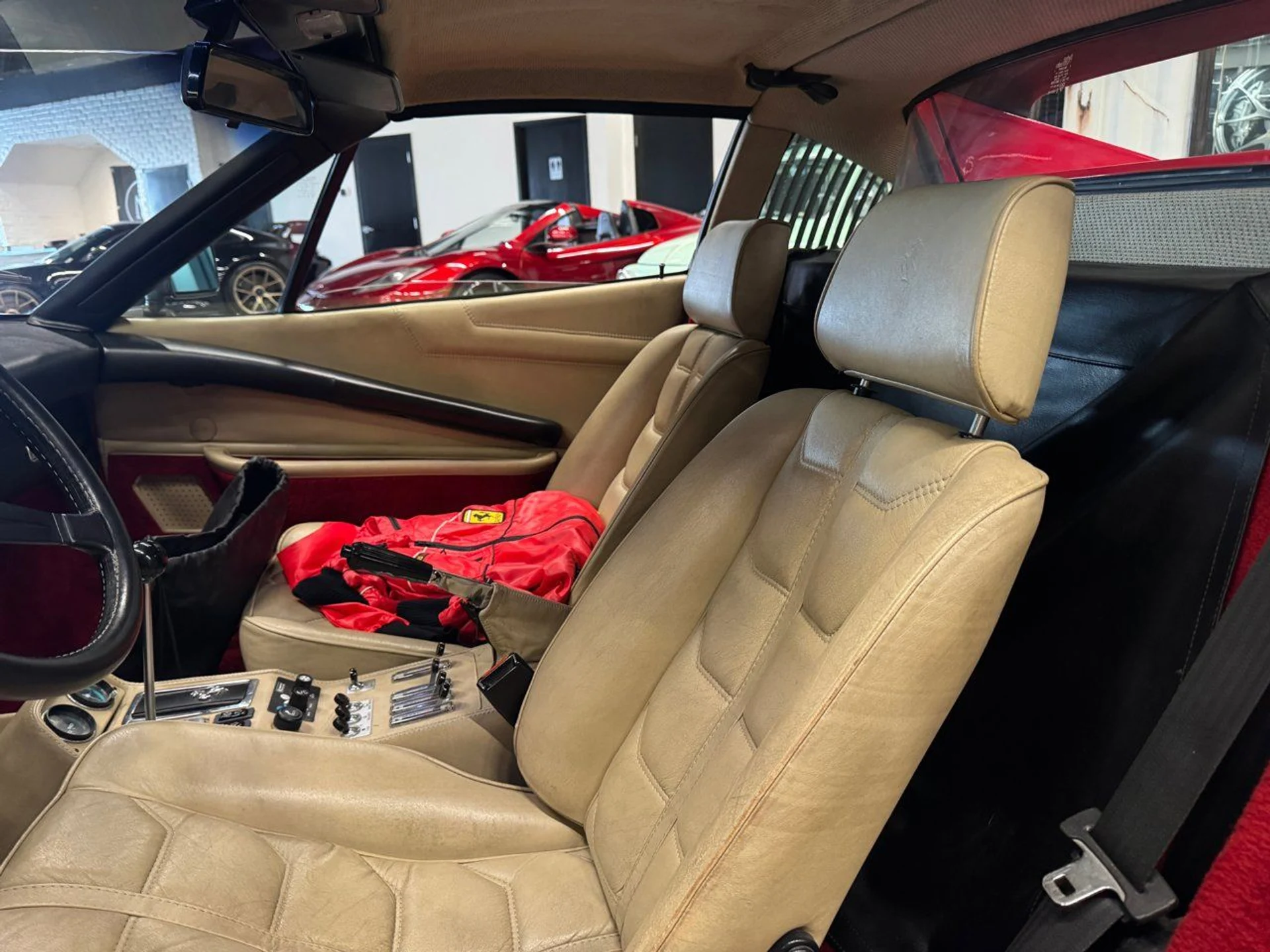 mph003_2288066060_ferrari_308_gtsi_1982_da4a65cb46