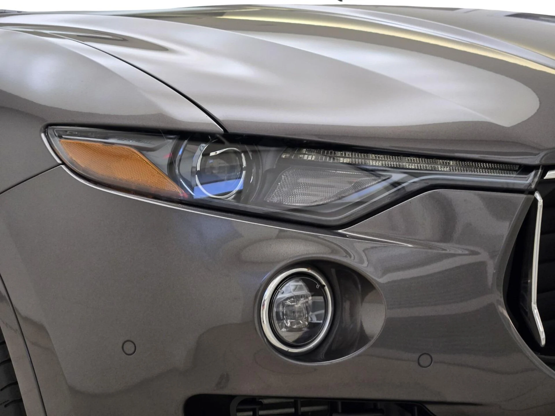 mph003_2300335347_Used_2021_Maserati_Levante_S_1768891438_f334cda12e