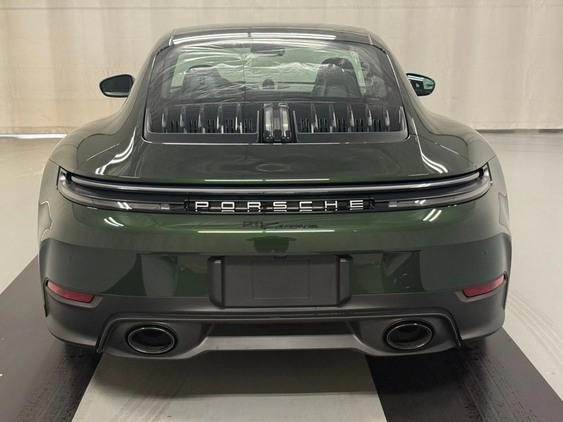 mph003_2305738910_eda91c134565c6c05db50303e8de197dx_2d5081c256