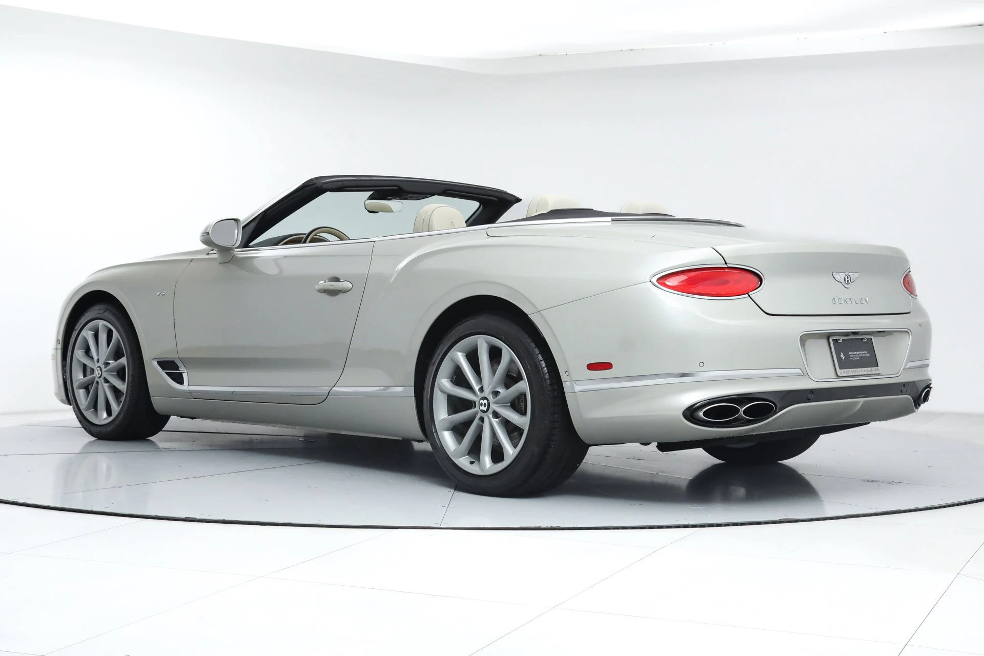 mph003_2309374625_2c2e9daab1baa6ed65bf36f3a57409f8_c2ec5b1fcc