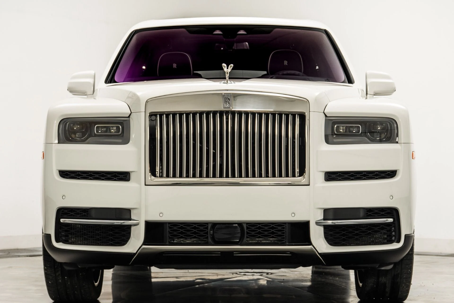 mph003_231101577_Used_2020_Rolls_Royce_Cullinan_1759852565_725212f1e5