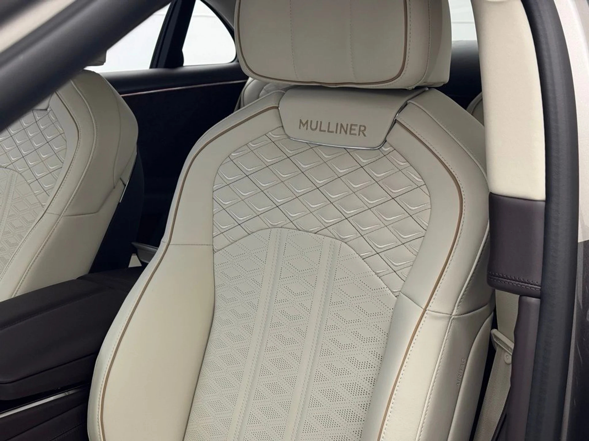 mph003_2315186808_2or3f5ac9616f21dxd2lvly4sbm0_641a9e05e9