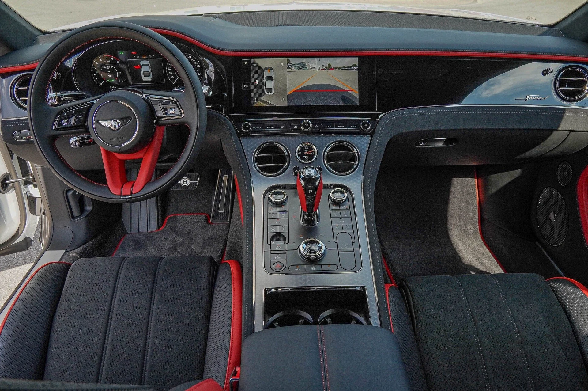 mph003_231522128_Hi_Tech_Luxury_Imports_LLC_SCBCR_2_ZG_8_TC_024812_image_3_ad91be8024