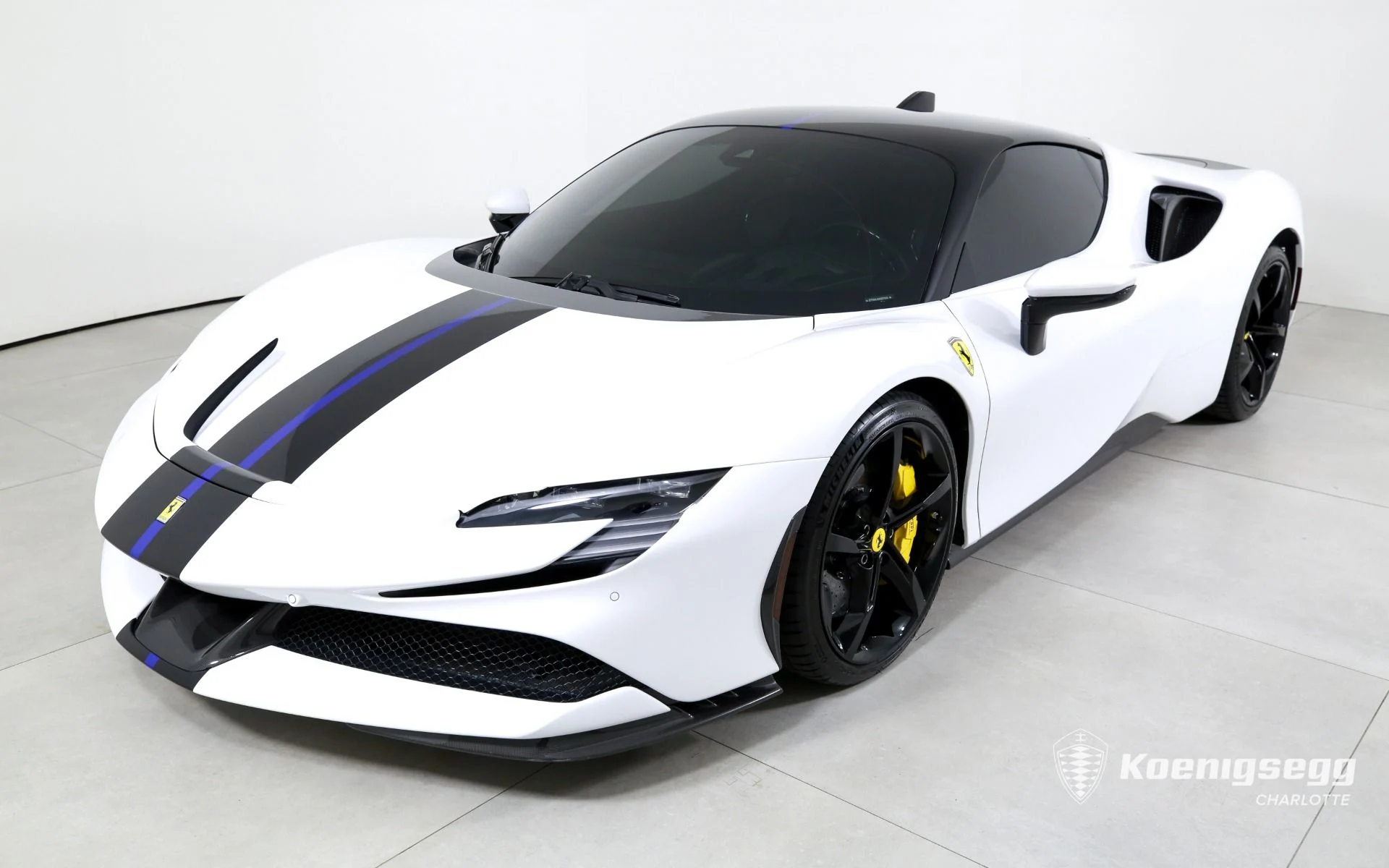 mph003_2317142364_Used_2022_Ferrari_SF_90_Stradale_1782838429_4176d9d6e9