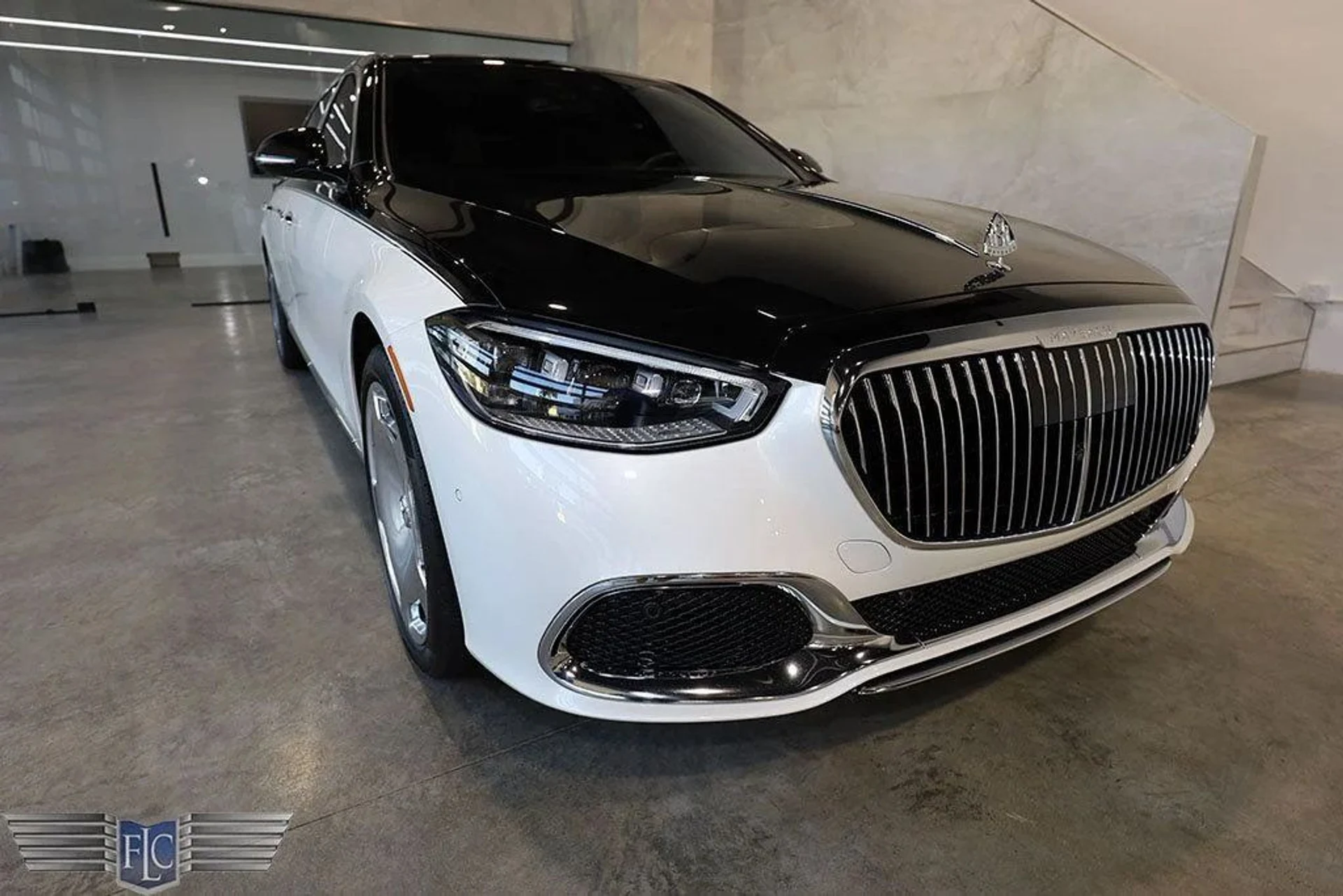 mph003_232095474_used_2021_mercedes_benz_s_class_maybachs5804matic_6305_23019538_4_1024_53e2ee2490