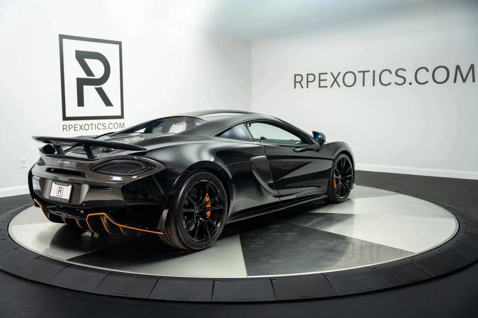 mph003_2322591452_4a37d51a80a493cdf24bb95664d20981_929b6b502e