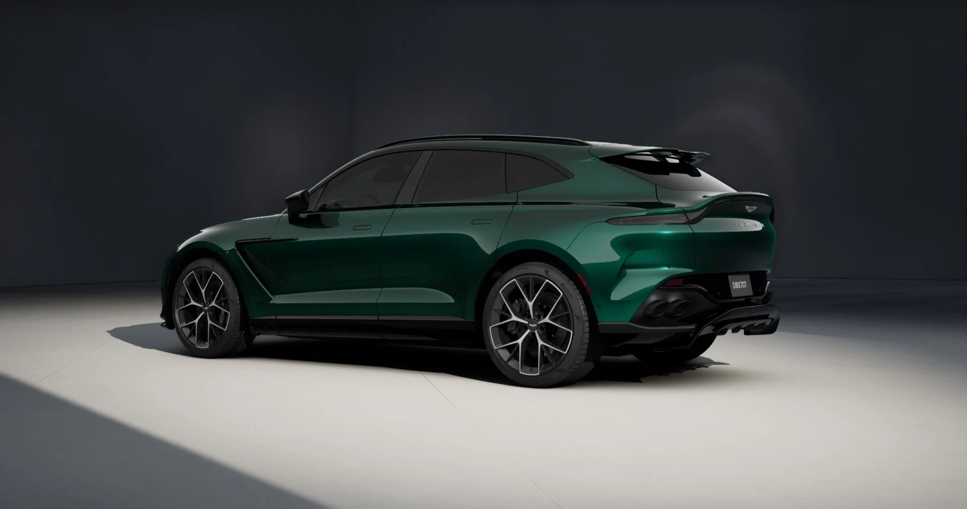 mph003_2326236005_Used_2026_Aston_Martin_DBX_707_1780515918_a4c941a00f