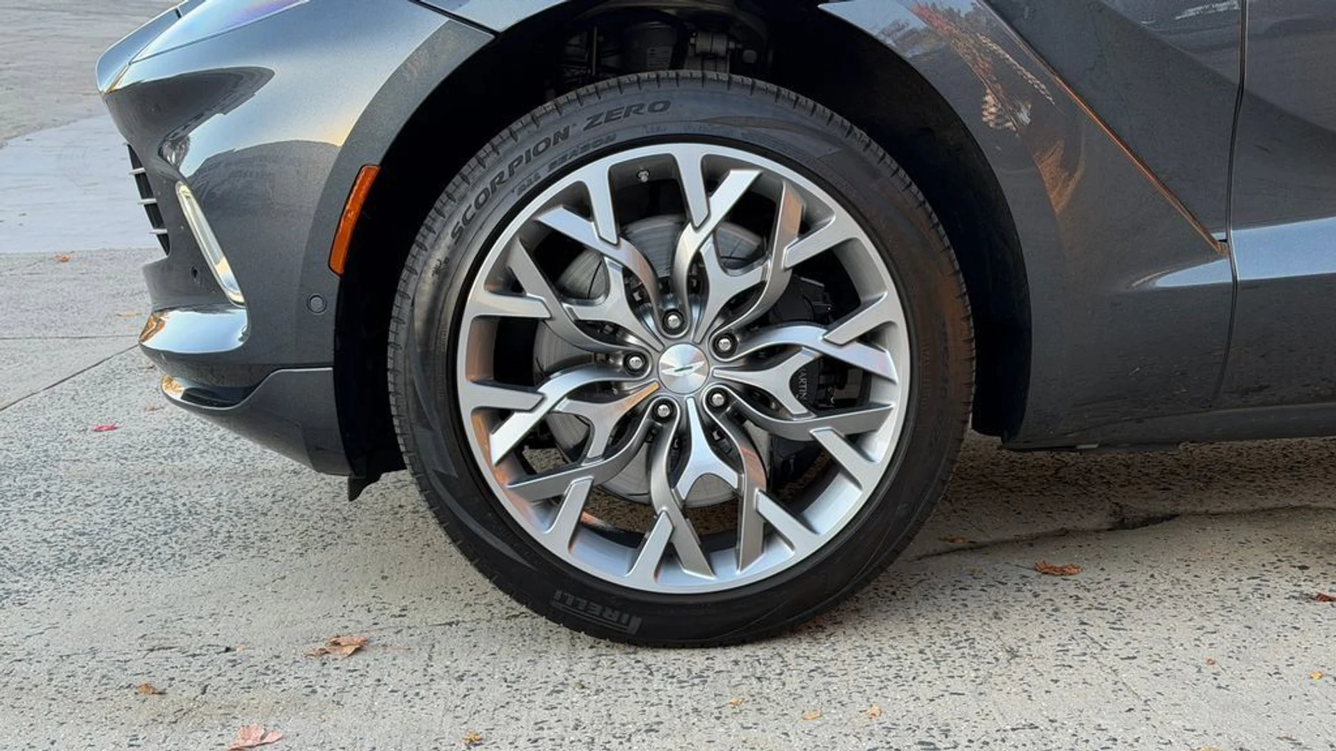 mph003_2331444819_b0be2123081c48ebb1dd9df5b055fac9_633671984b