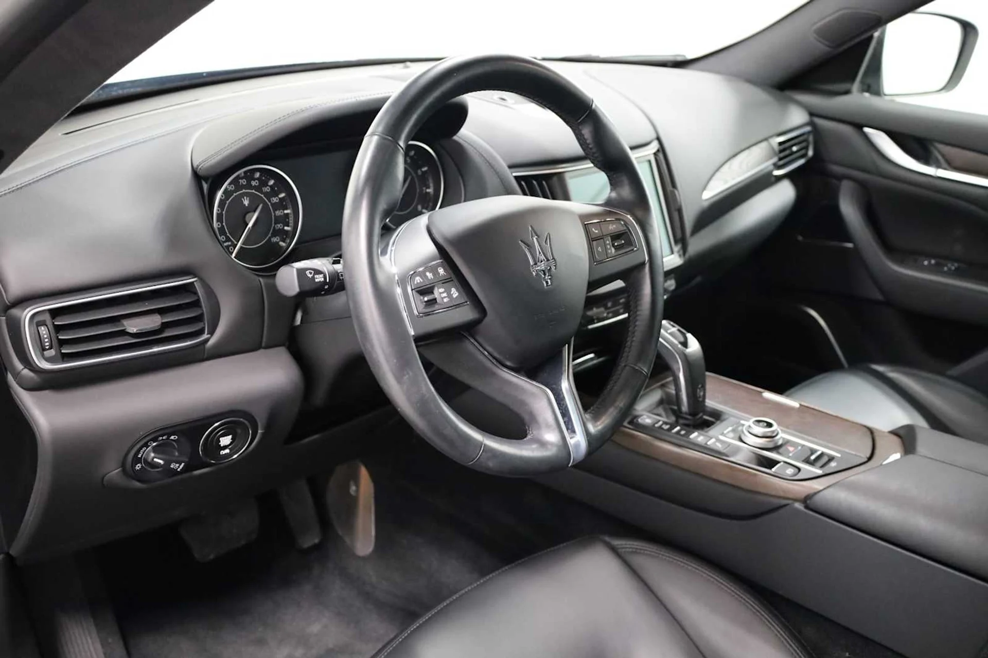 mph003_2332001334_5740a7b6a1186e3ee70d7b0c954ae754_6cf8aa5f96