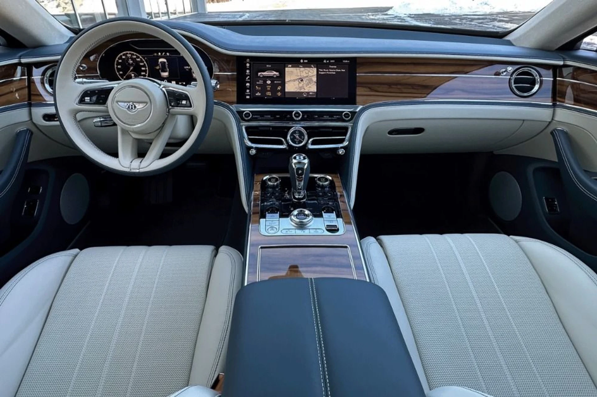 mph003_2343190526_Used_2024_Bentley_Flying_Spur_Edition_8_1769780862_eed71795f5