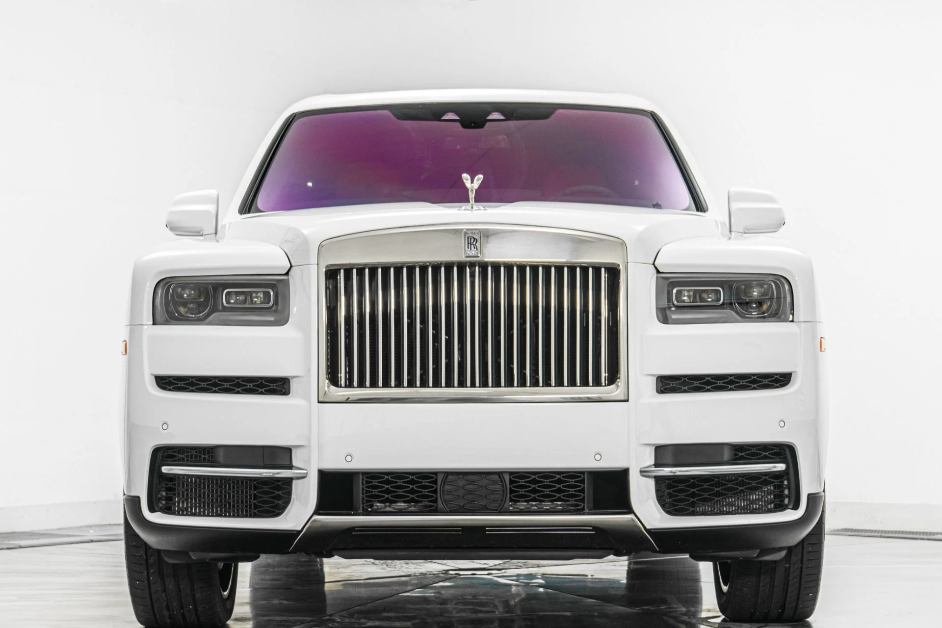 mph003_2350868833_Used_2024_Rolls_Royce_Cullinan_Shooting_Star_Headliner_Picnic_Tables_Low_Miles_1772230993_310f7a59a9