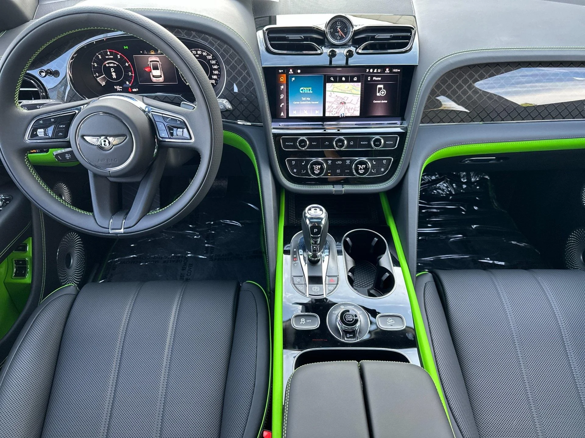 mph003_2353016466_New_2025_Bentley_Bentayga_V8_1760604136_a8d1ab956a