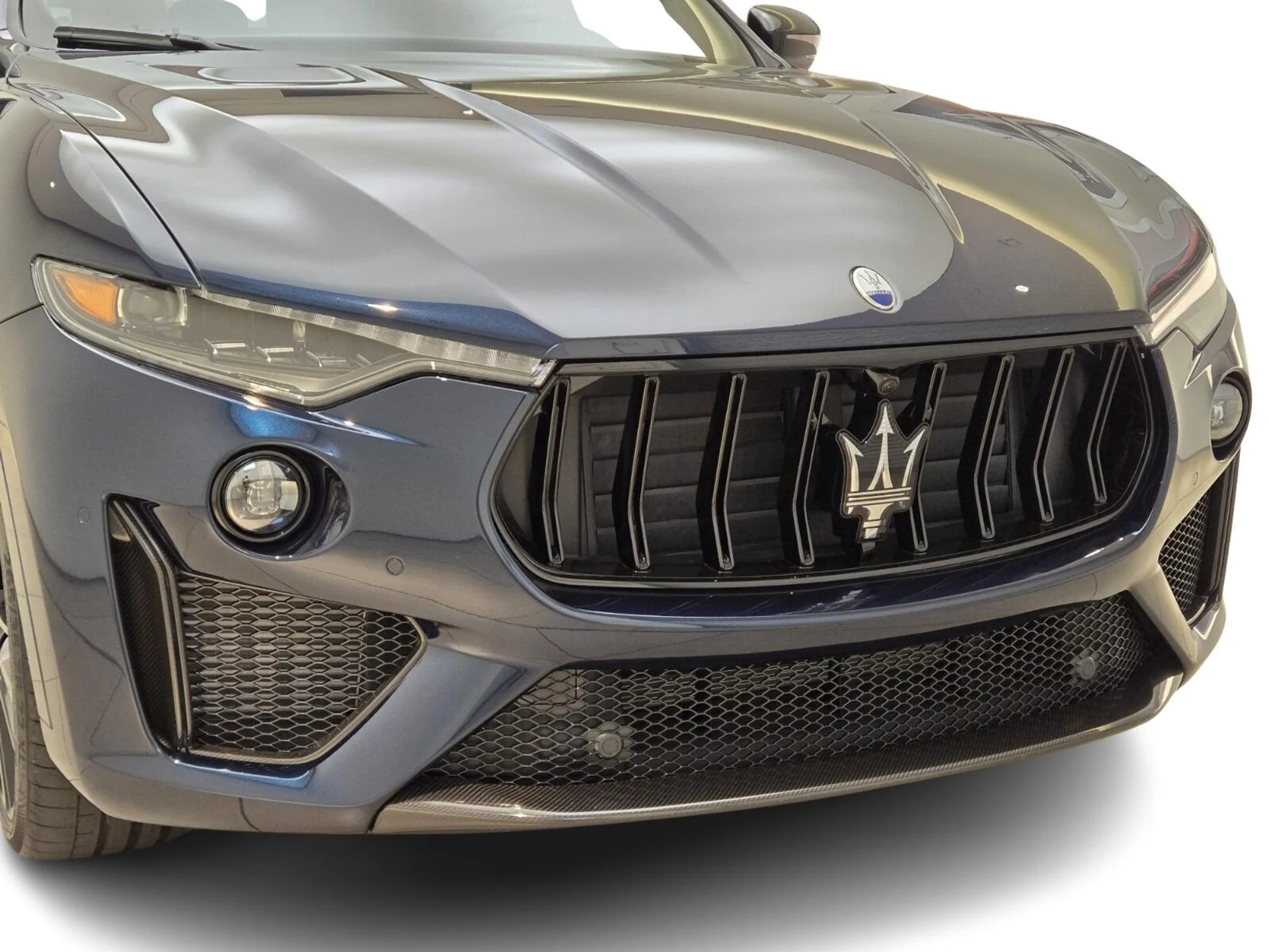 mph003_2363638203_New_2024_Maserati_Levante_Trofeo_1753162421_ce38d5787b