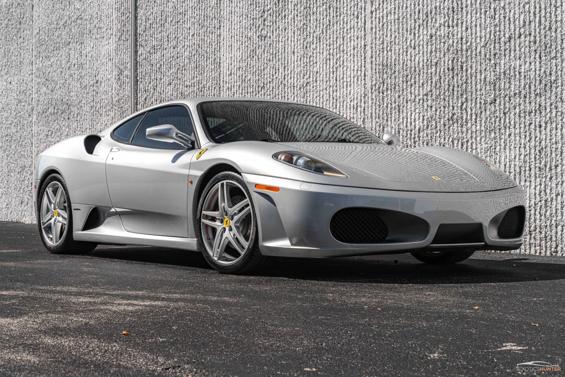 mph003_2367035567_Used_2007_Ferrari_F430_in_Nurburgring_Silver_w_Daytona_Style_Seats_Carbon_Interior_Trim_1708461964_27b6922a60