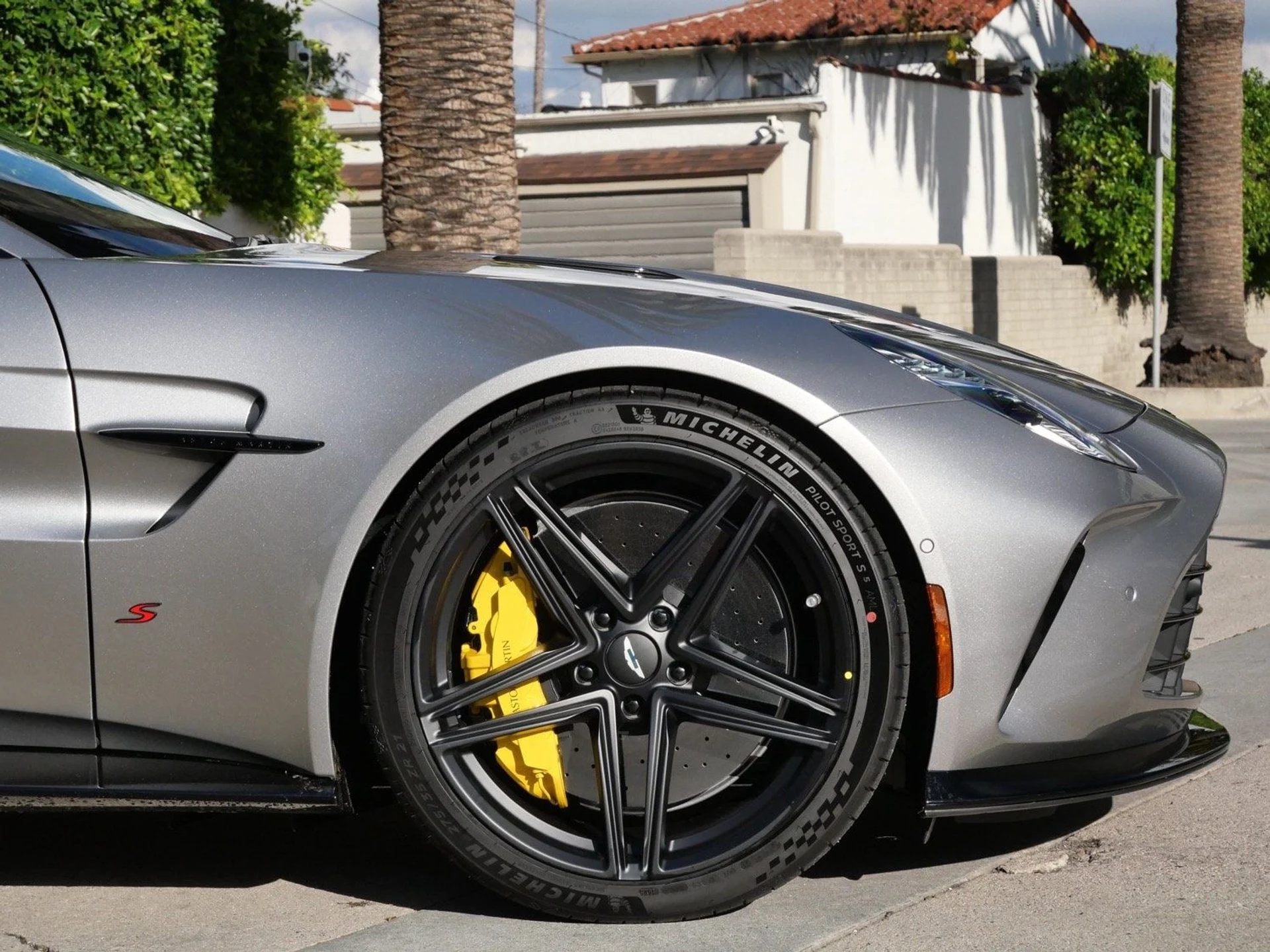 mph003_2370457296_a8a79a26b97d379275e0cb5e51b01283x_90367bb82b