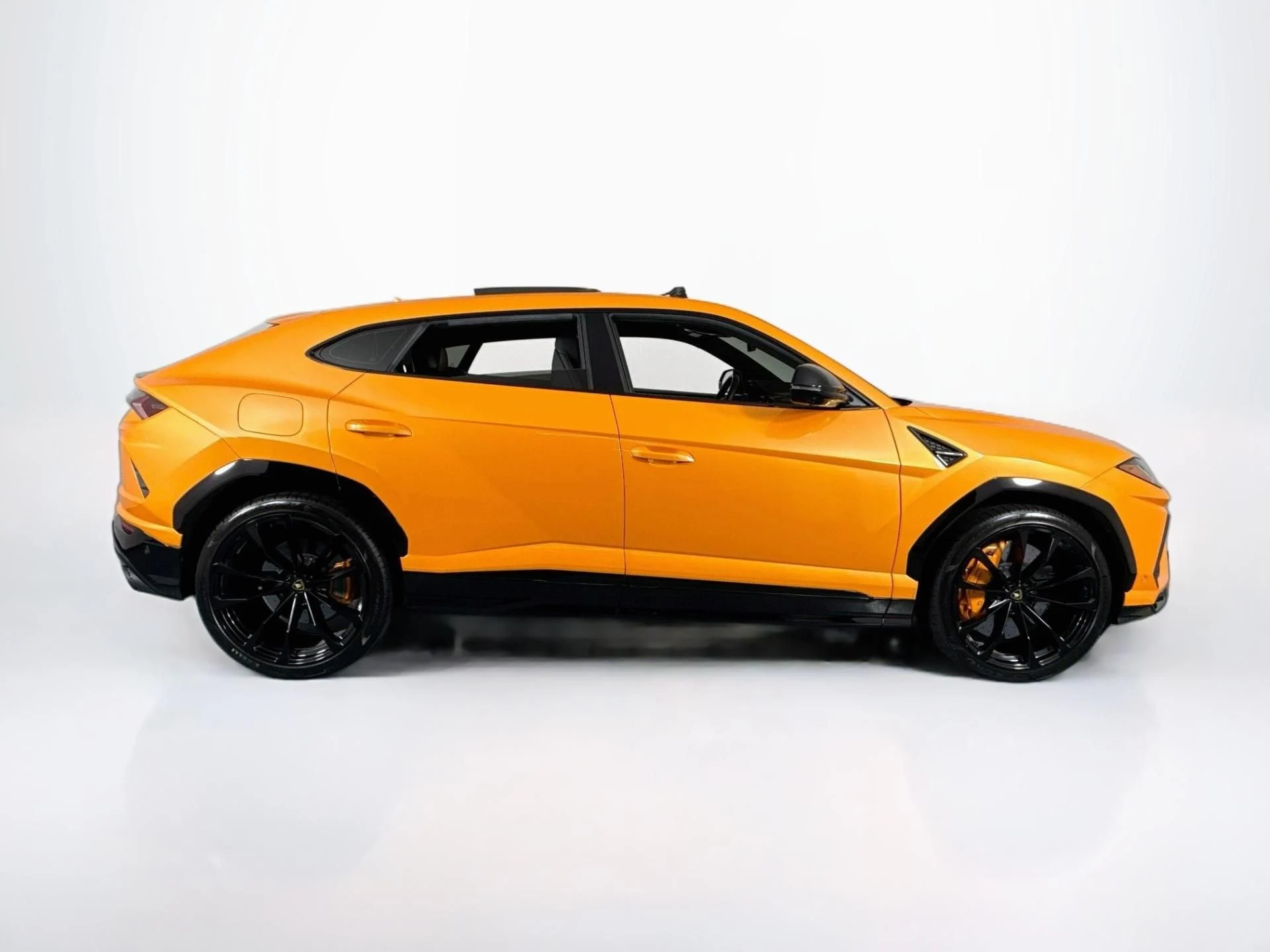 mph003_2383923843_Used_2022_Lamborghini_Urus_1790289753_eb5353db42