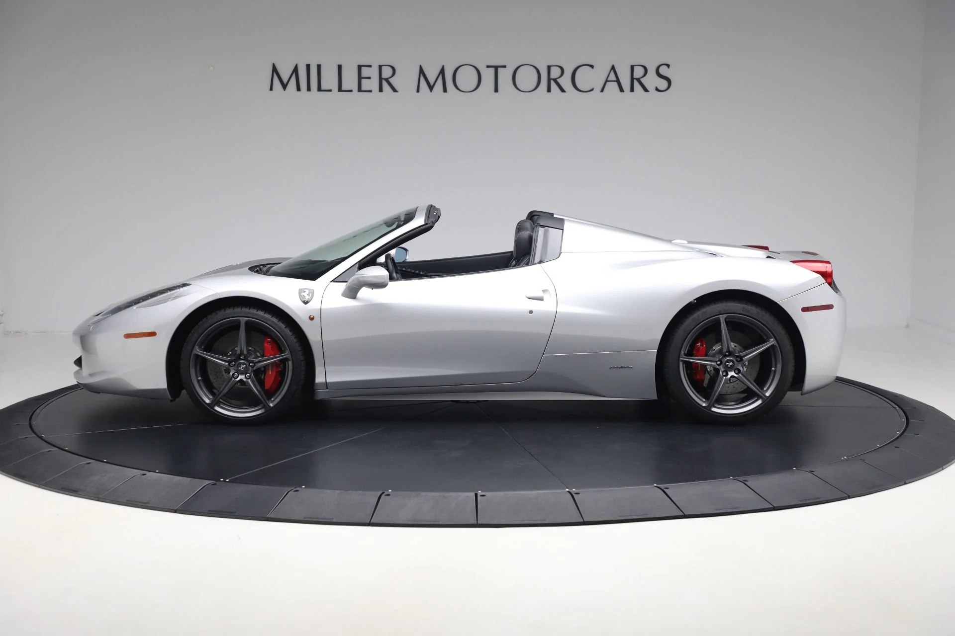 mph003_2384253420_Used_2015_Ferrari_458_Spider_89d0c83560