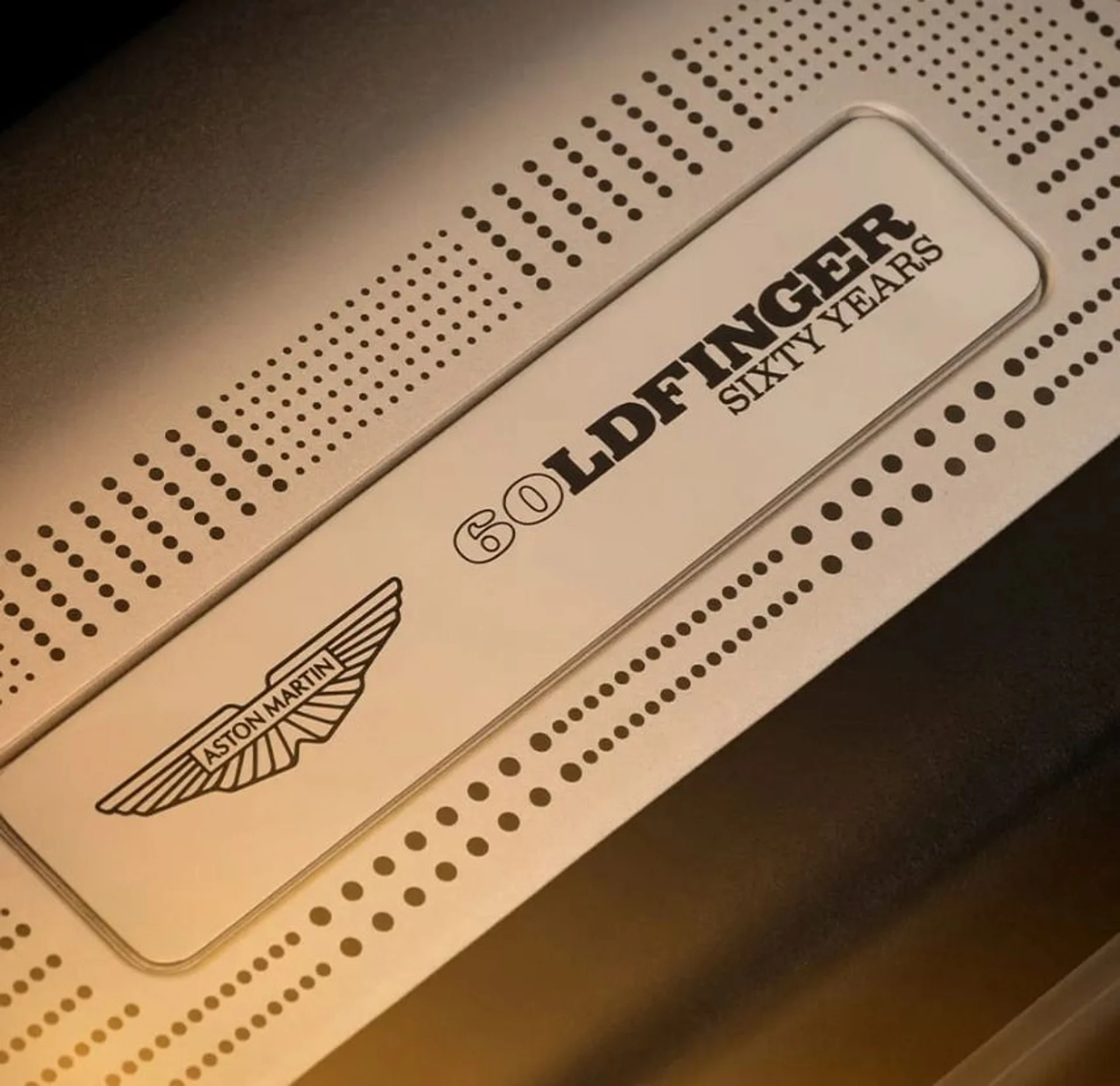 mph003_2399706645_New_2026_Aston_Martin_DB_12_Coupe_Goldfinger_Edition_1756499171_6382d6a1ef