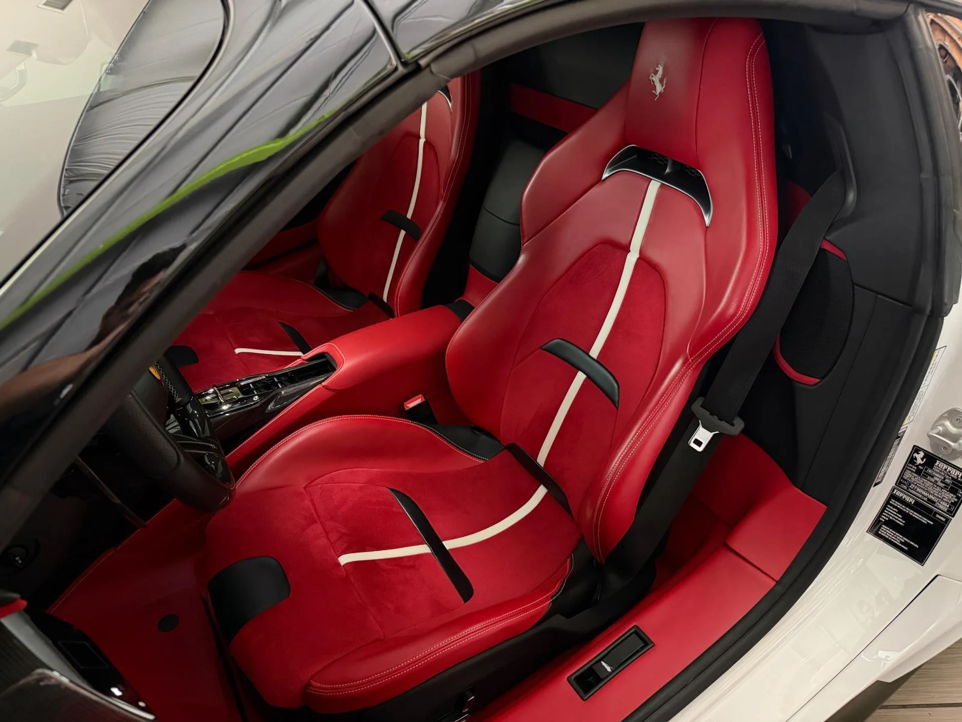 mph003_2404882910_Used_2022_Ferrari_SF_90_Spider_Convertible_1775073784_8617135590