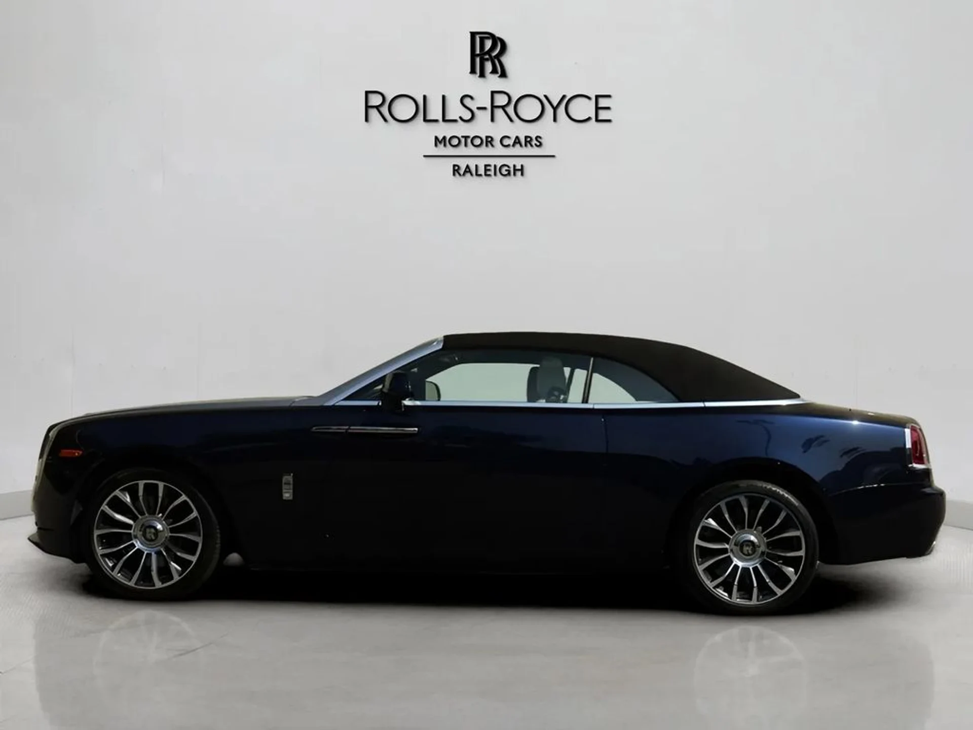 mph003_2405614315_be1f753f000d8cfbbb625f9b7f4d1cbfx_c7d170a1a0