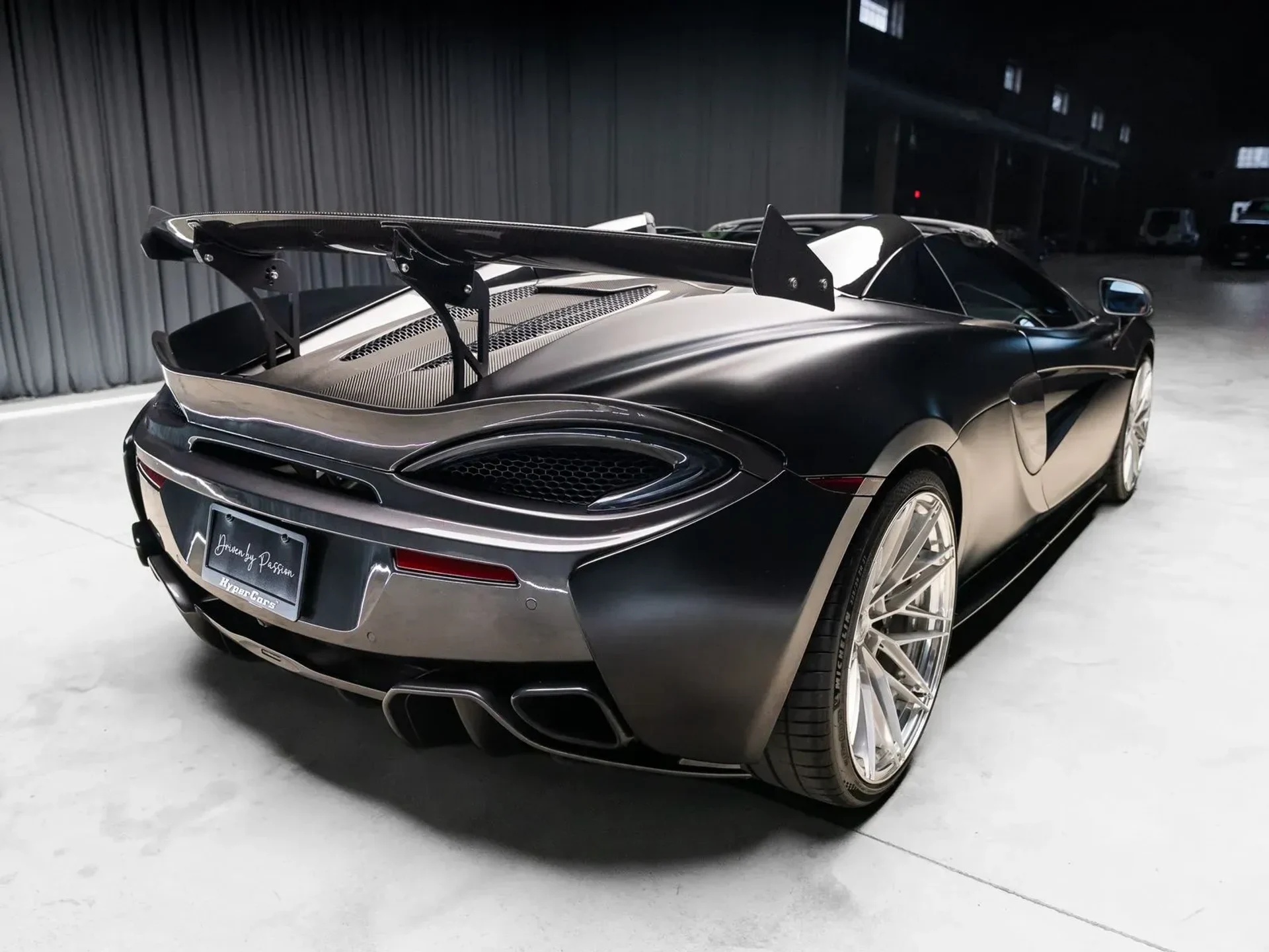 mph003_2415975114_21e4bee9_656f_4144_a26b_67c6391c0d93_192d21a99c