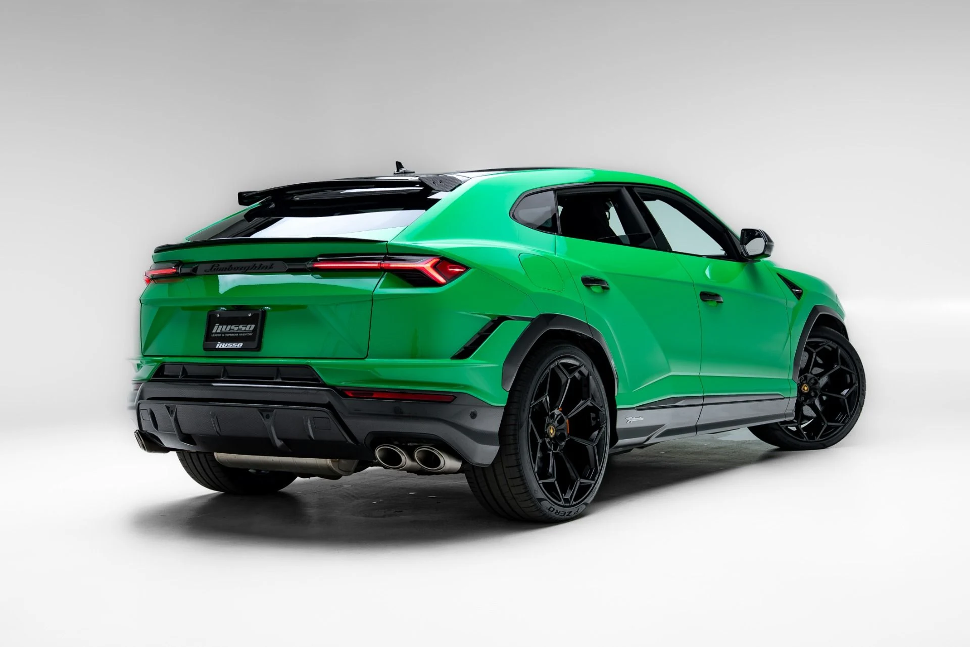 mph003_2415992152_Used_2023_Lamborghini_Urus_Performante_1776977972_8a821b497f