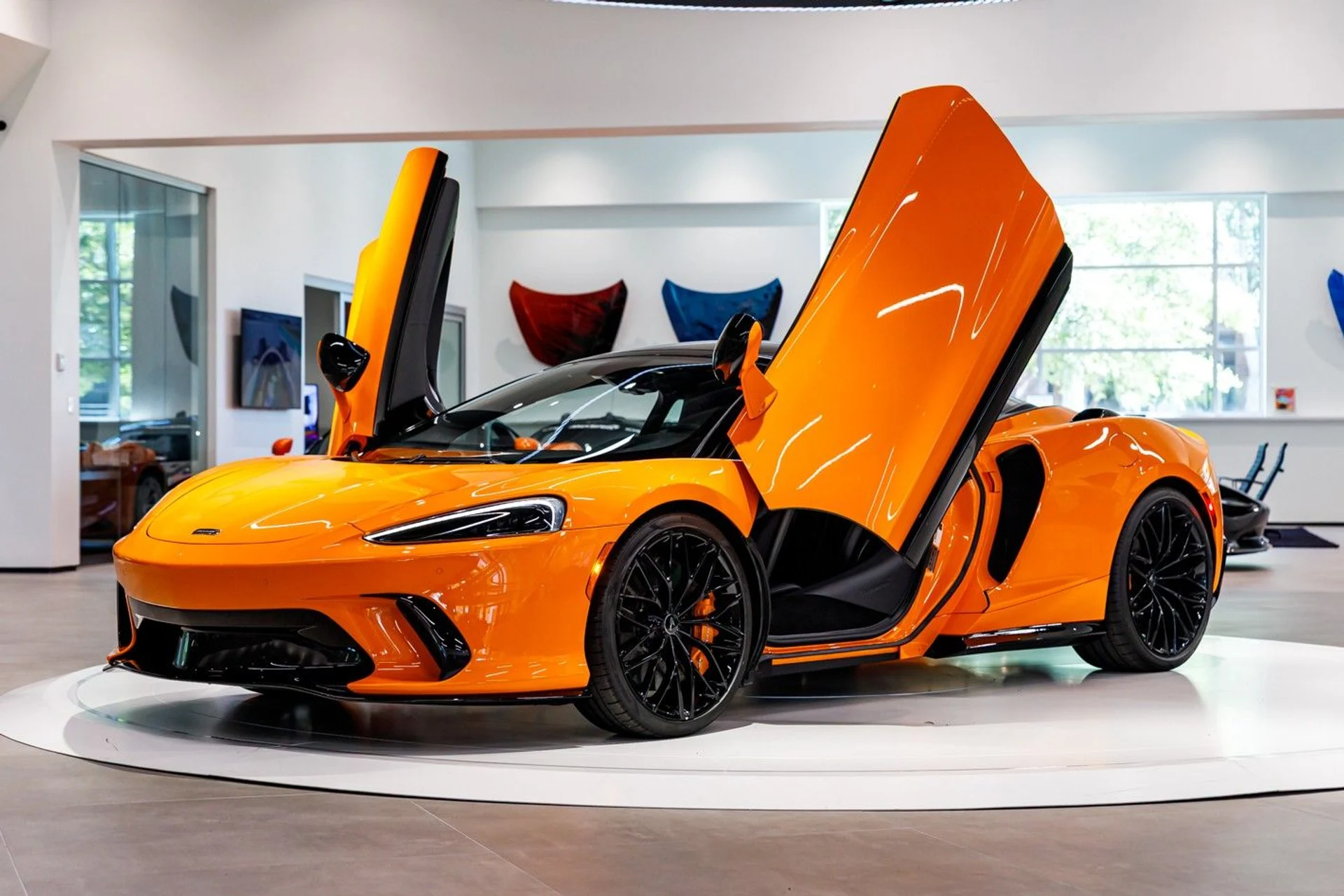 mph003_2418907790_671_p4_l_15699734e4