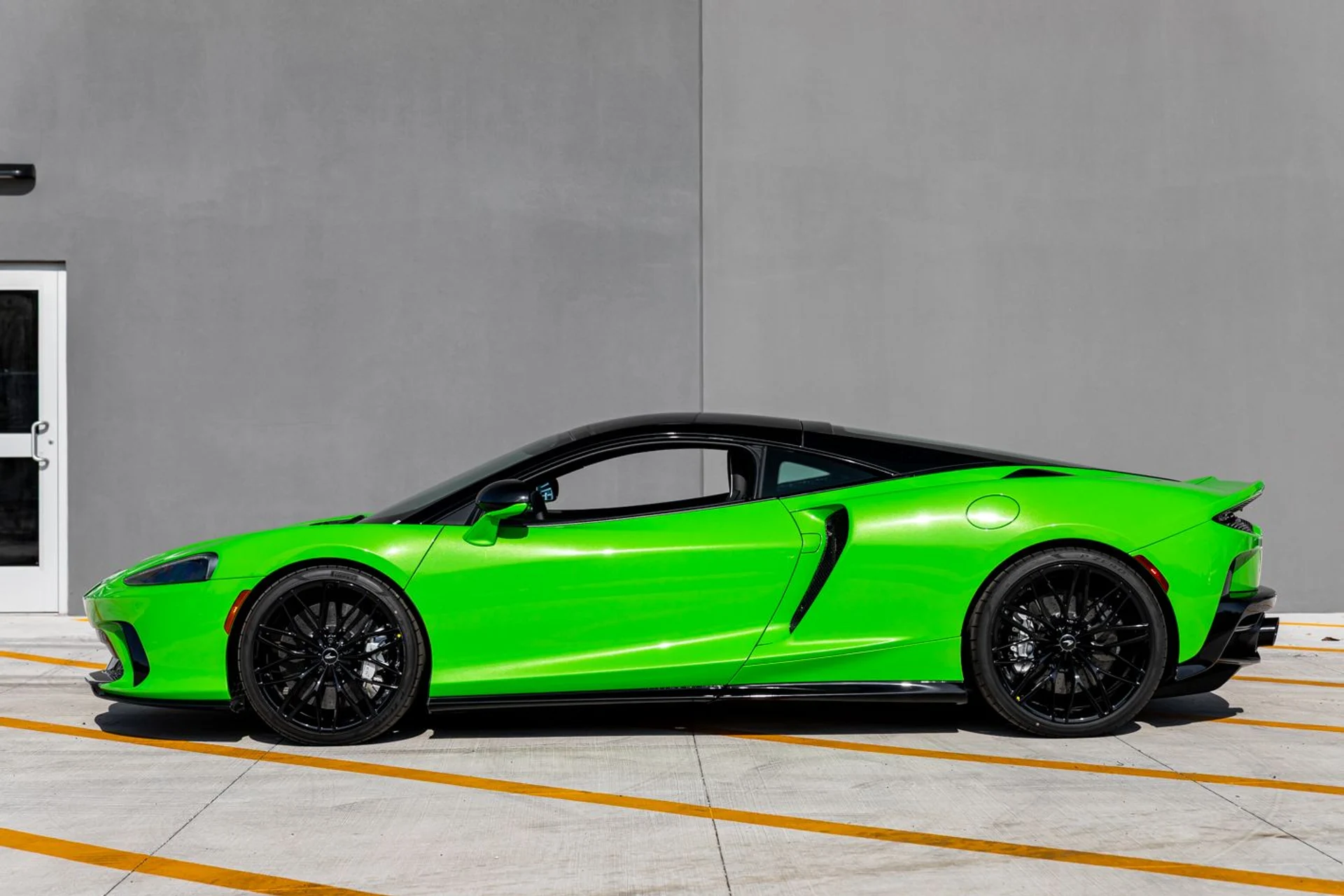 mph003_2423144734_New_2025_Mc_Laren_GTS_507817ae31
