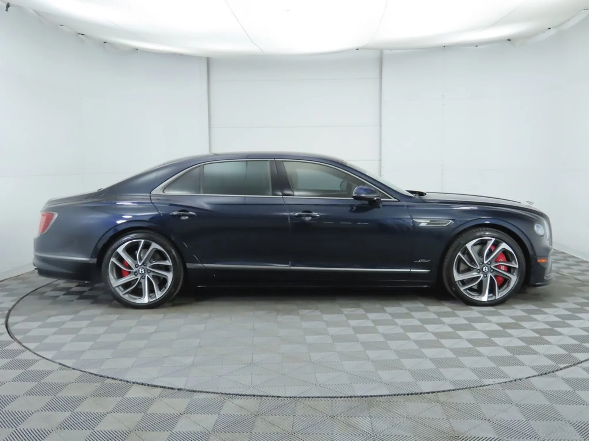 mph003_2432317209_new_2025_bentley_flying_spur_speedsedan_8119_22891451_4_1024_61a50f47cf