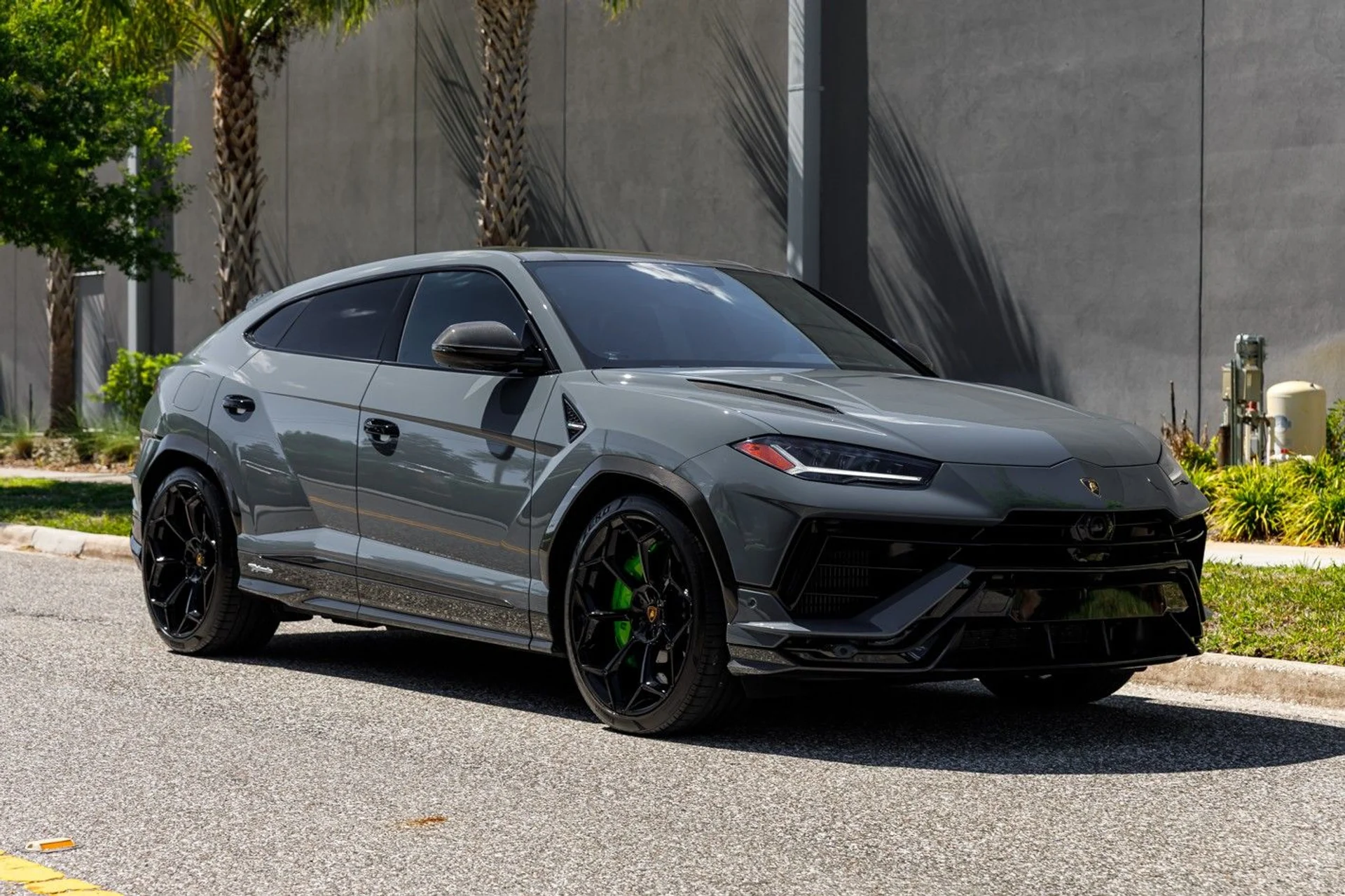 mph003_2432836177_667_p4_l_9ec39a4016