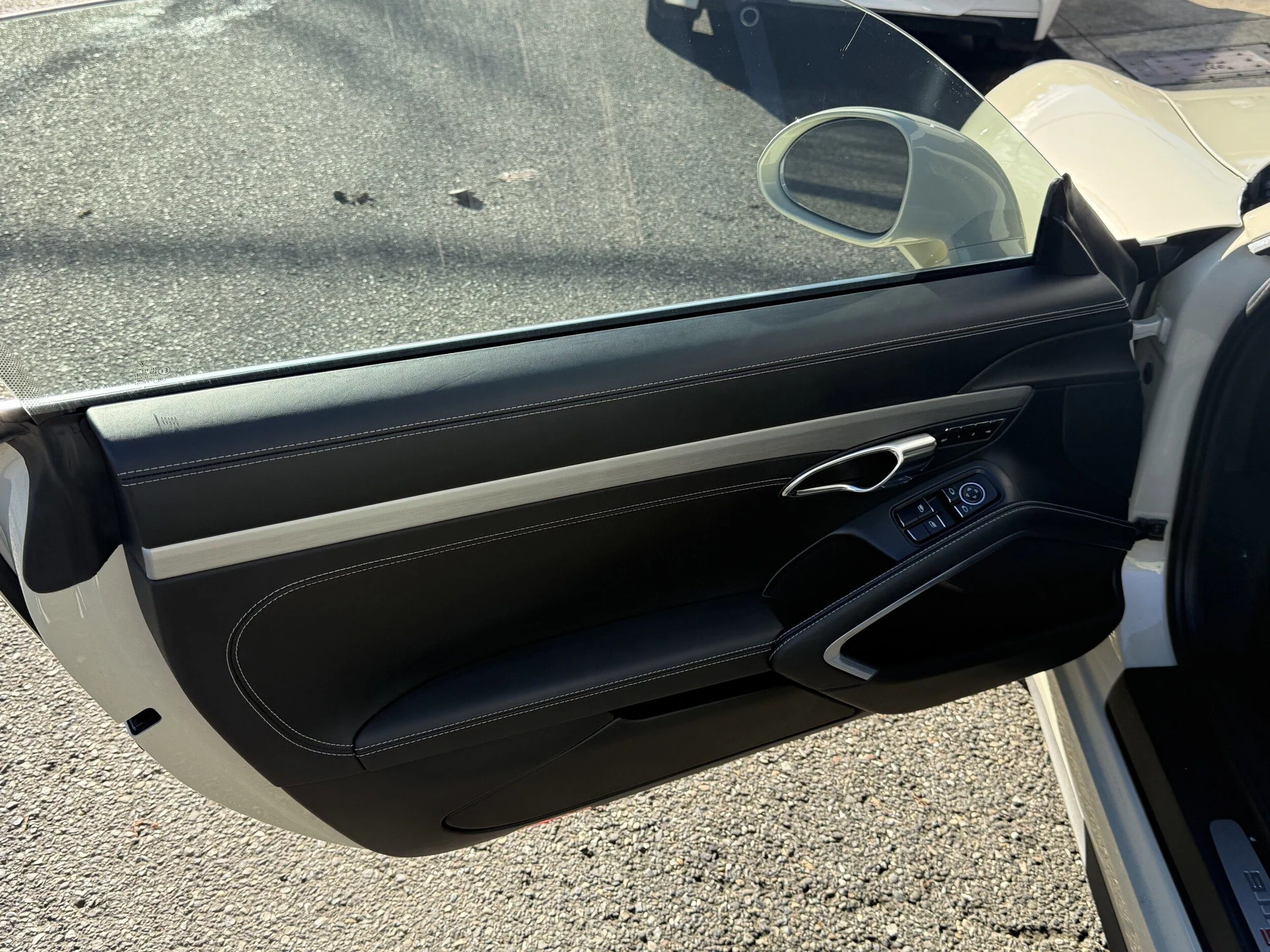 mph003_2435052248_002378a1f47a1f5e3eb836d969e82264x_28e65e3eb8