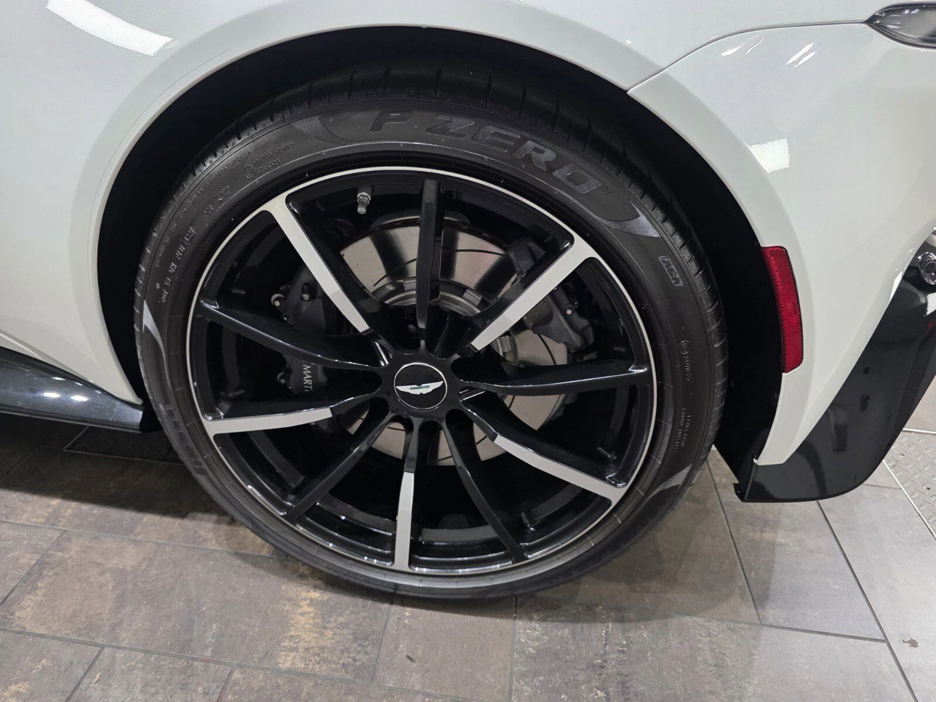 mph003_2441397561_55996f0a83d87b0208b995832051d000_2a230b0545