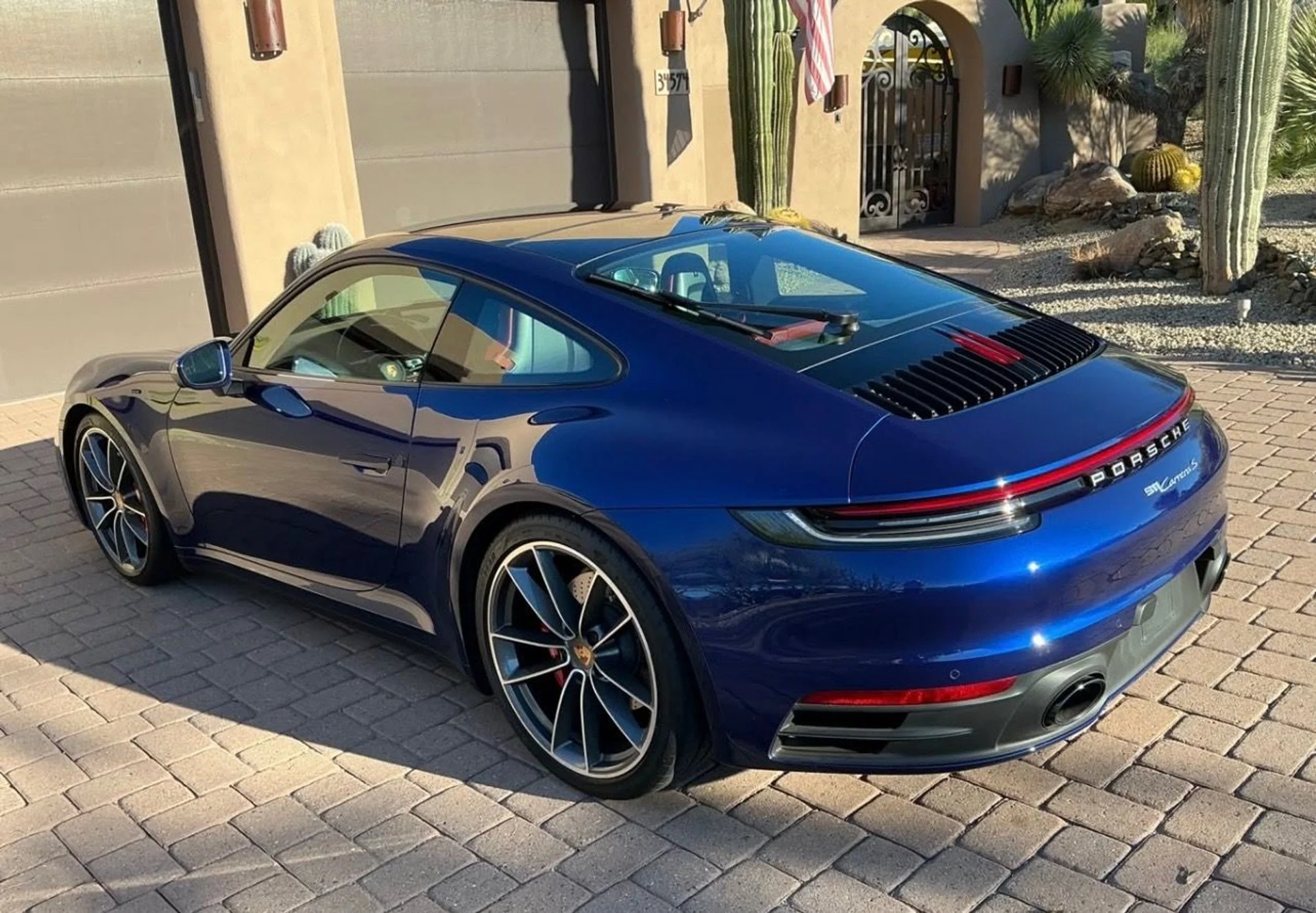 mph003_244616432_Used_2020_Porsche_911_Carrera_S_1761334989_f8cbaa66b8