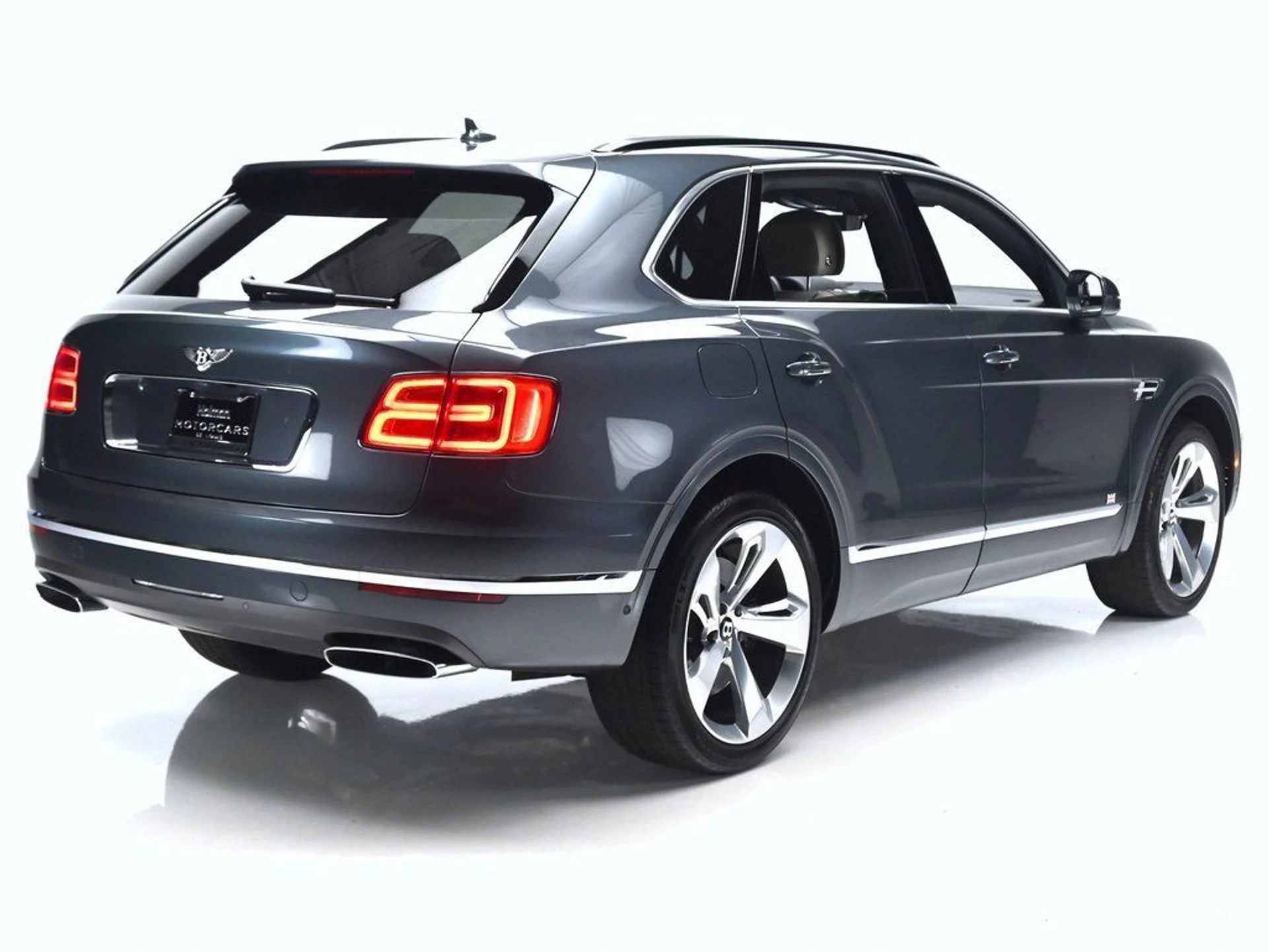 mph003_2452973036_c7b9481261ee443a85824ff9c9a001f8_c0986fc215