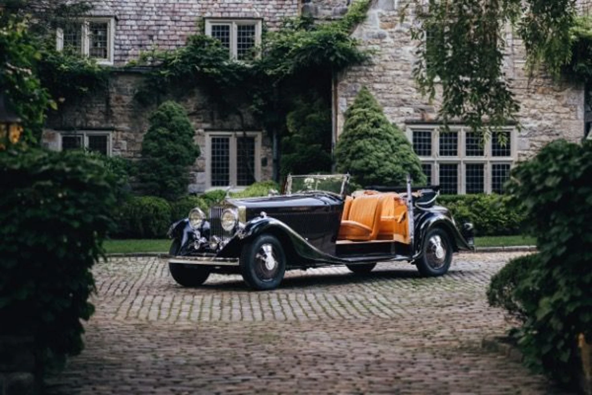 mph003_2459789287_Used_1933_Rolls_Royce_Phantom_II_Continental_866980c397