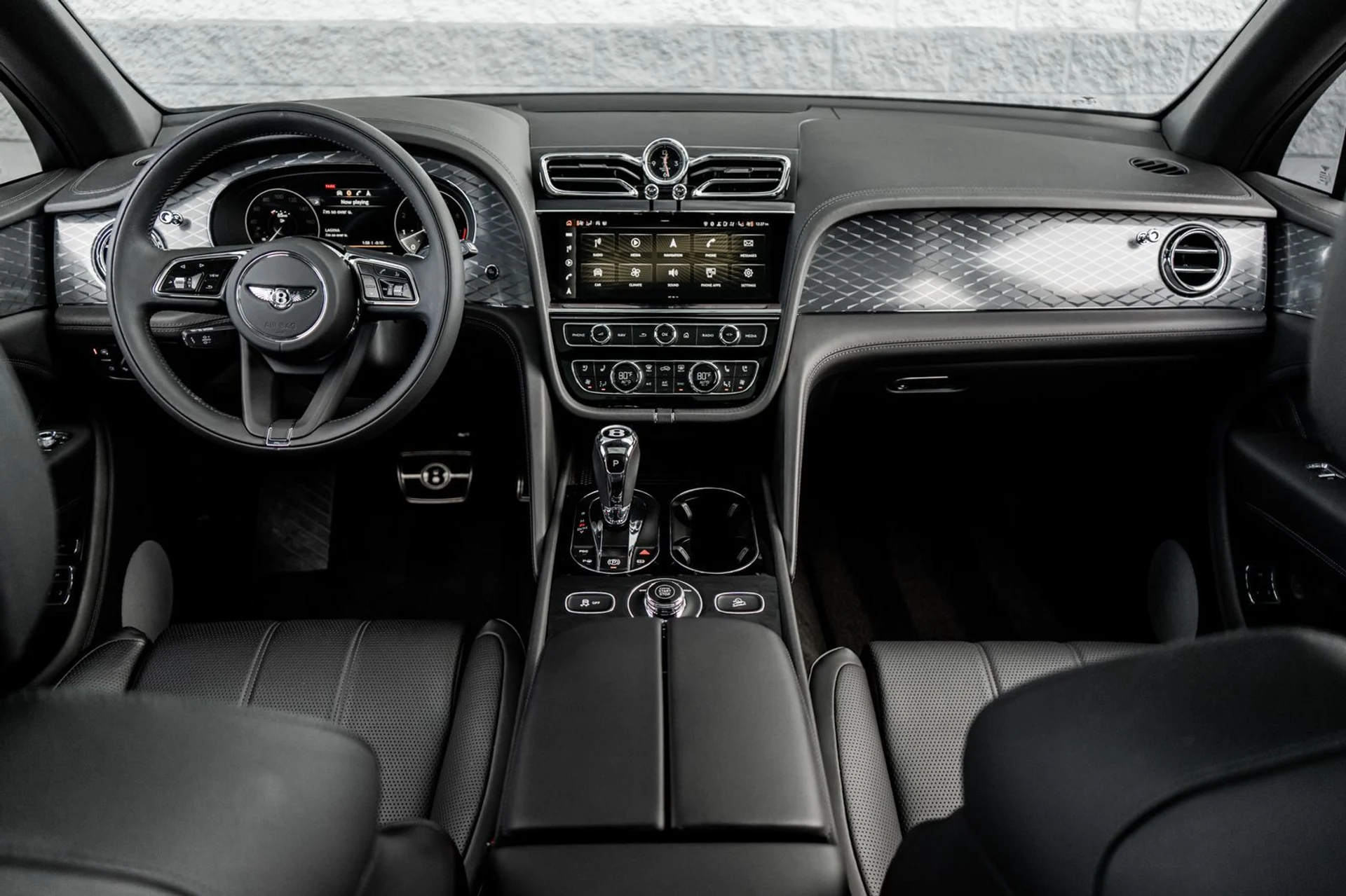 mph003_2461071916_c821886e_8f66_4626_a39a_af78fe8f8e93_97e9572246