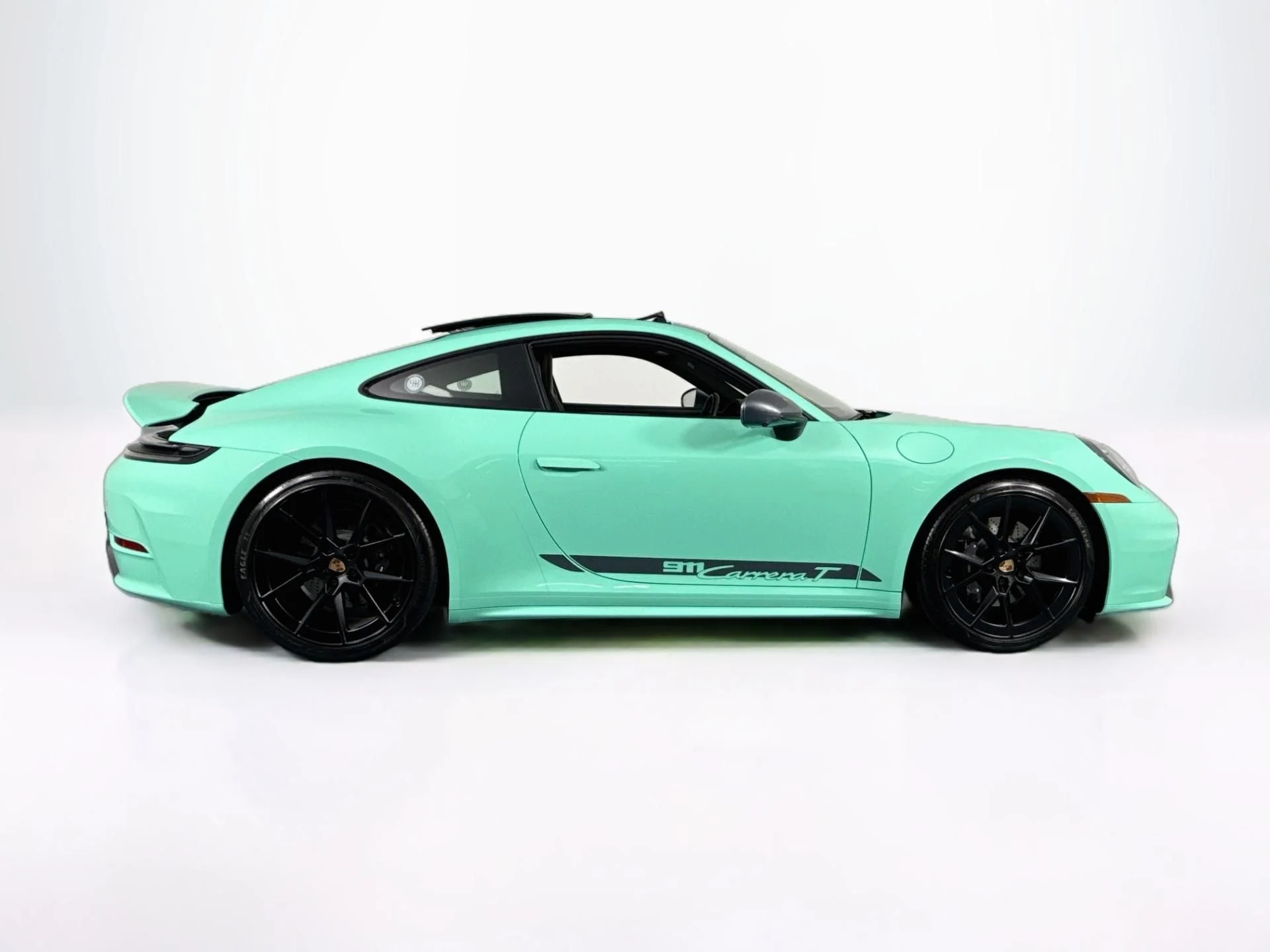 mph003_2467164294_Used_2026_Porsche_911_Carrera_T_1787948793_97fe288ebf