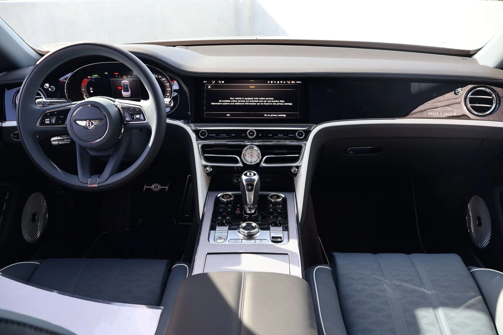 mph003_2468983203_a5721c170a58cf6d8d92f328ecda4924x_08fef3fc1d