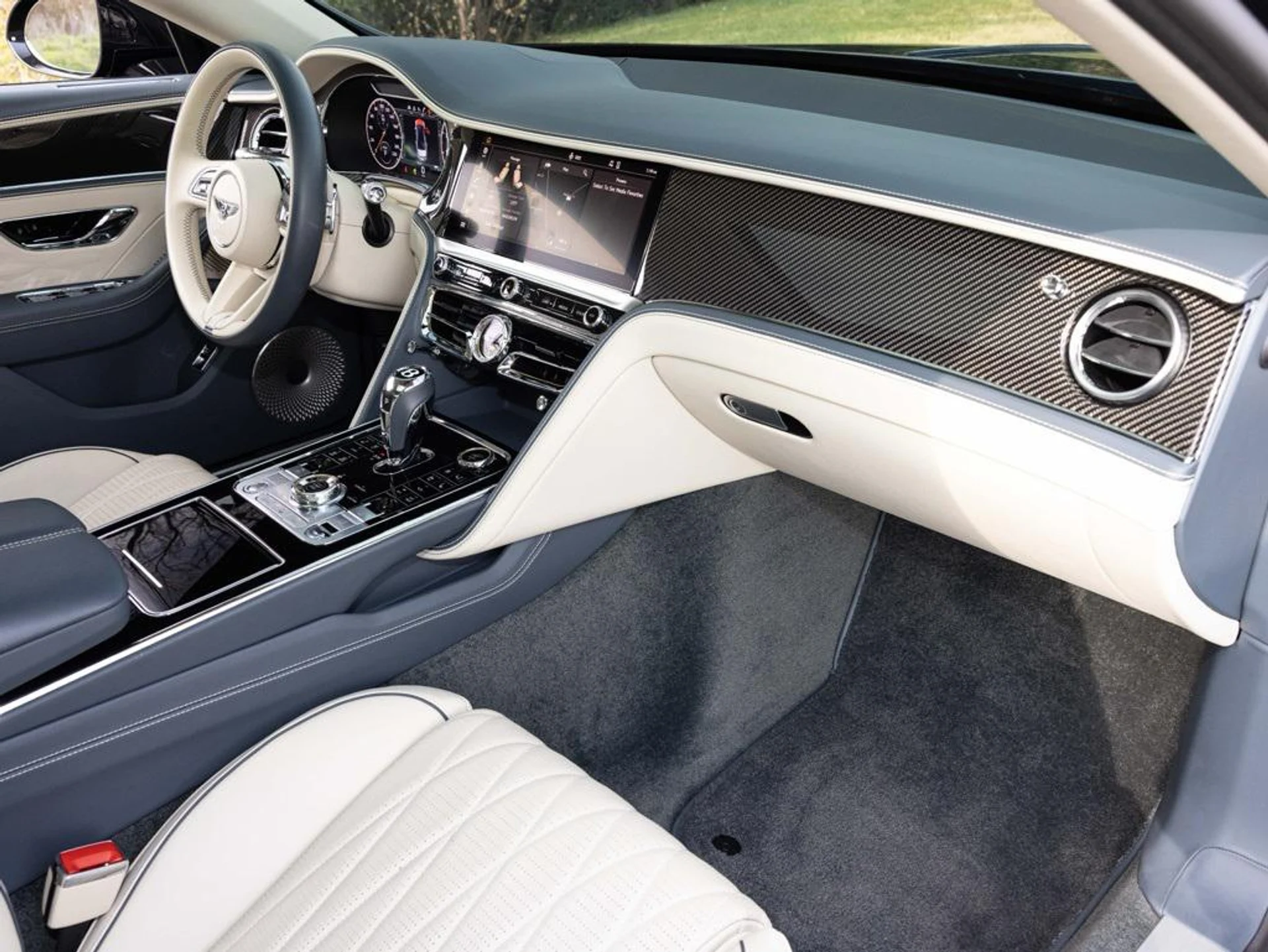 mph003_2469110368_476051143_69208693882e1d8eeaca9187_0a1592124b