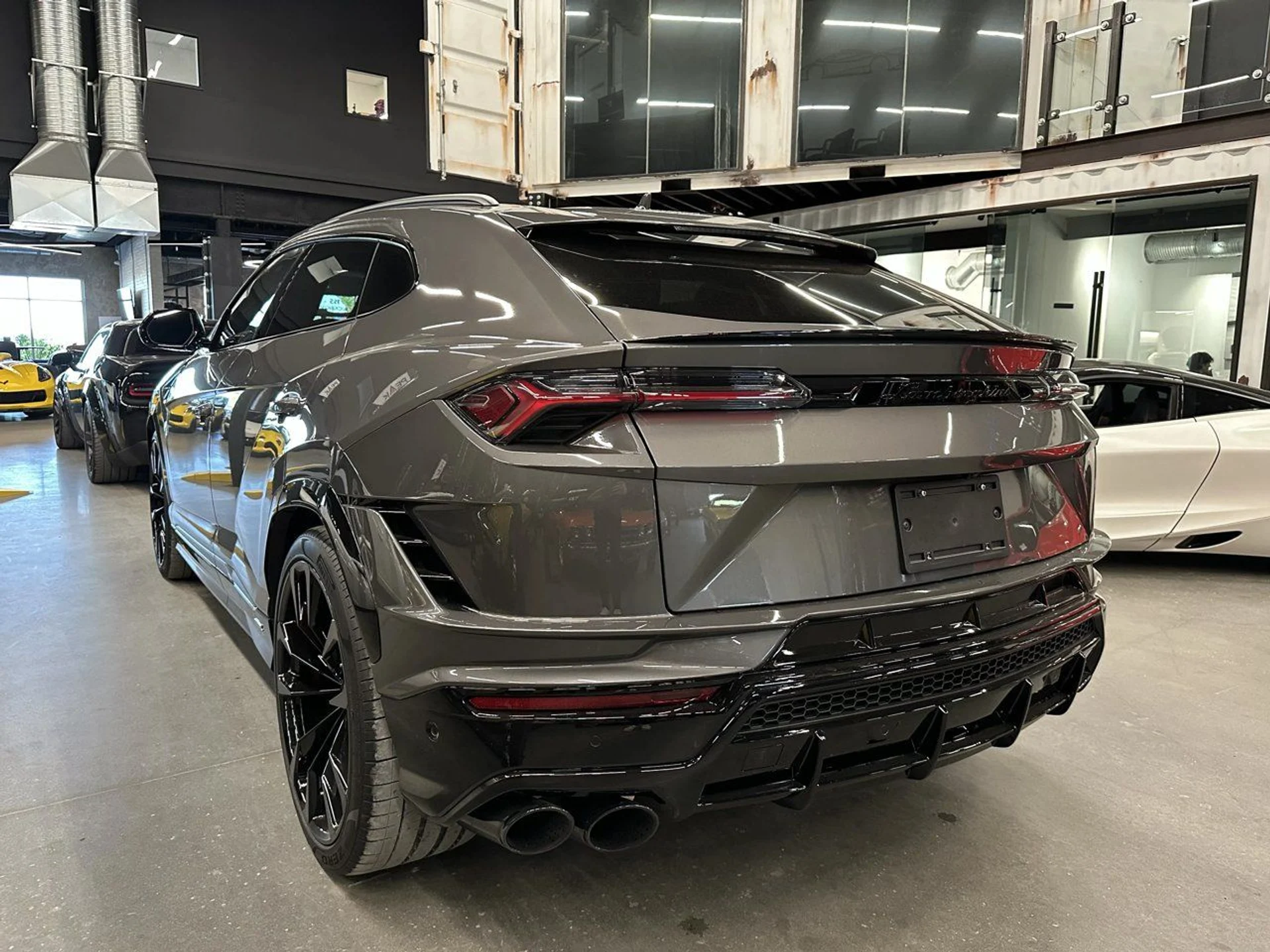 mph003_2480213182_lamborghini_urus_2024_57cefa8a49