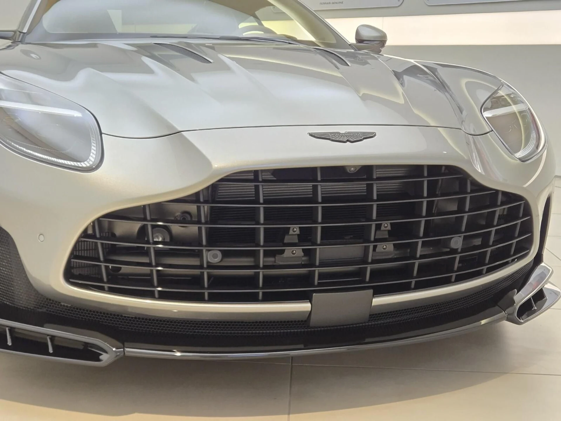 mph003_2510271261_New_2026_Aston_Martin_DB_12_1787289711_4fcf1f0daf