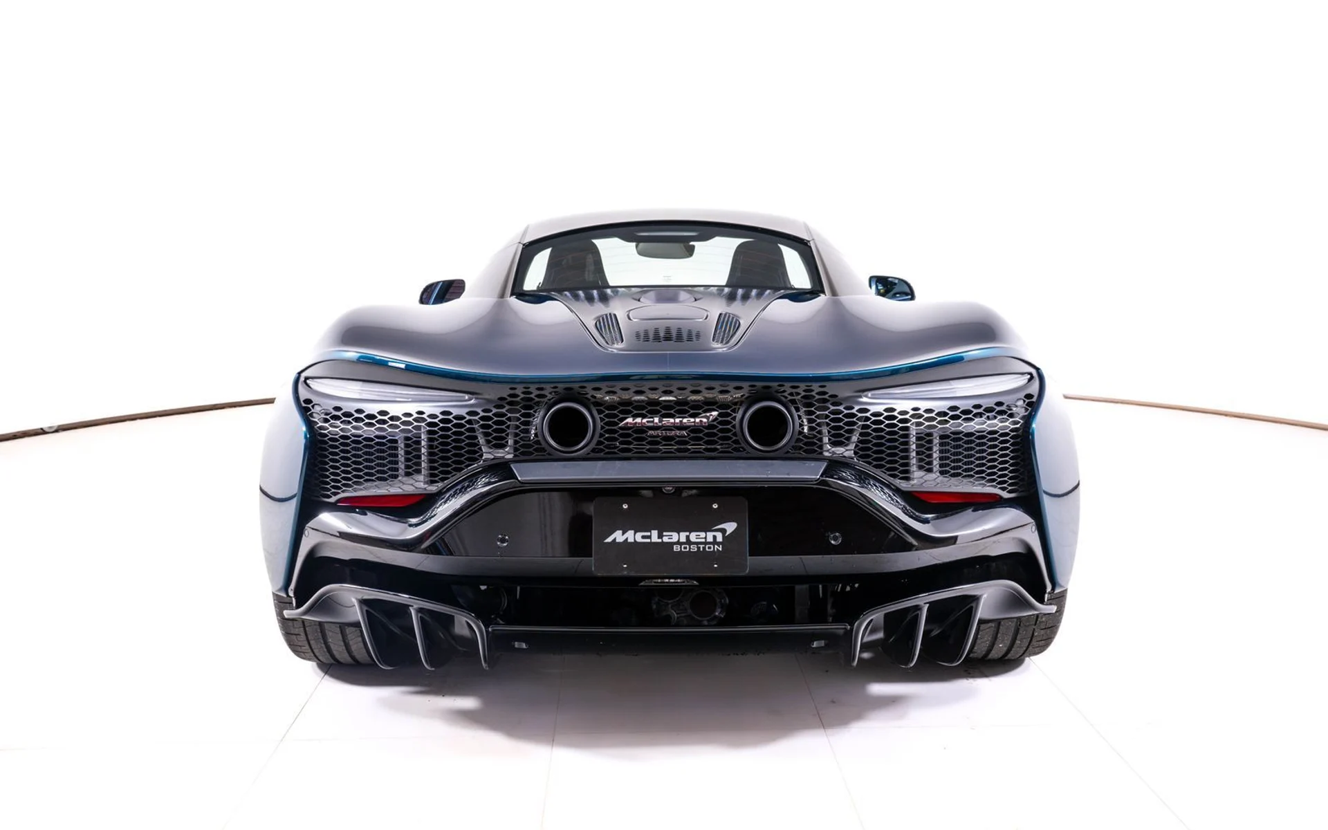 mph003_2512981134_9b23ee69e05a469850247b739777c3e4x_52df6cc5fa