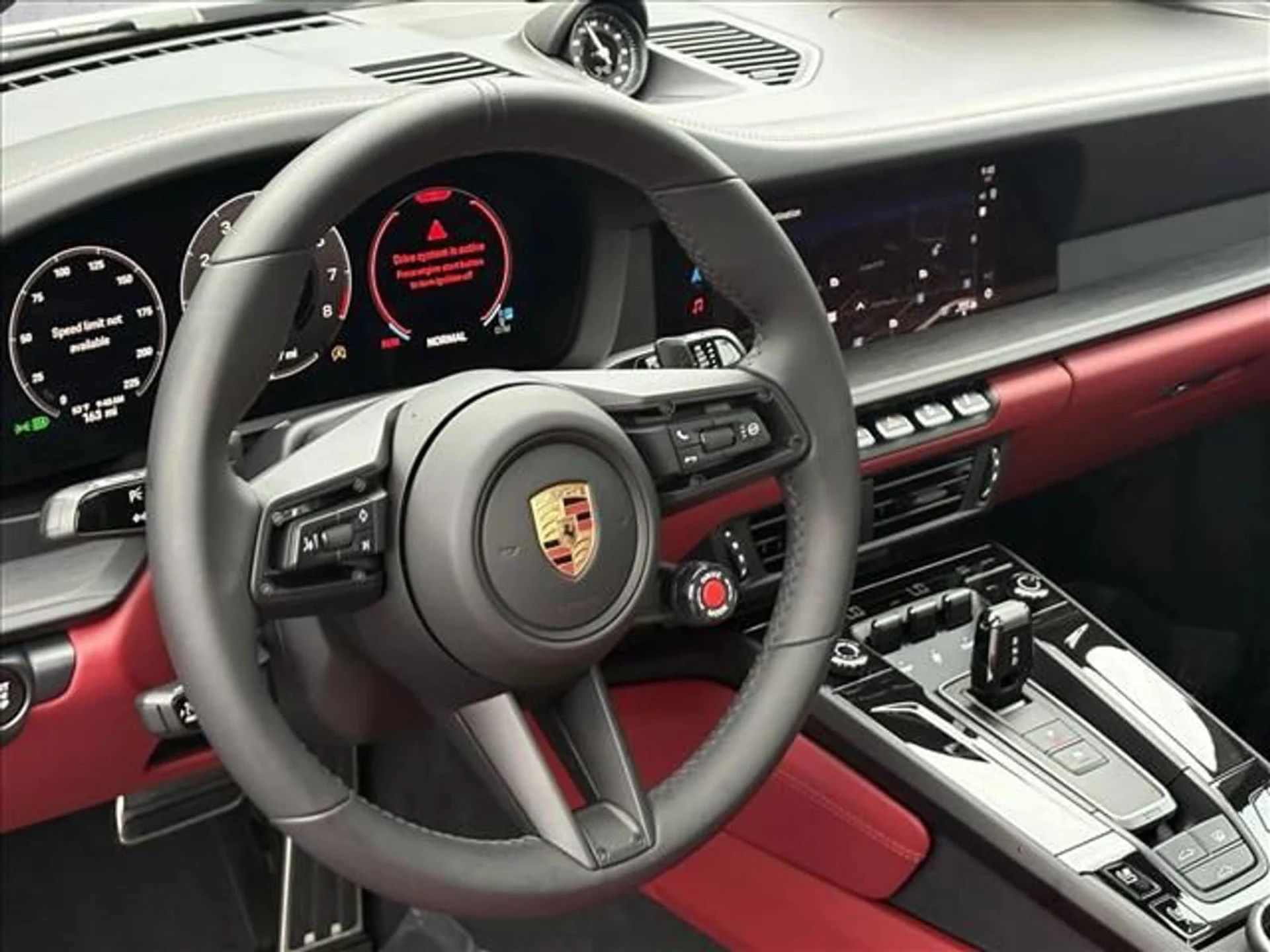 mph003_2514235493_3a552fa768455c79304c17c30252e98bx_910e4ca0ec