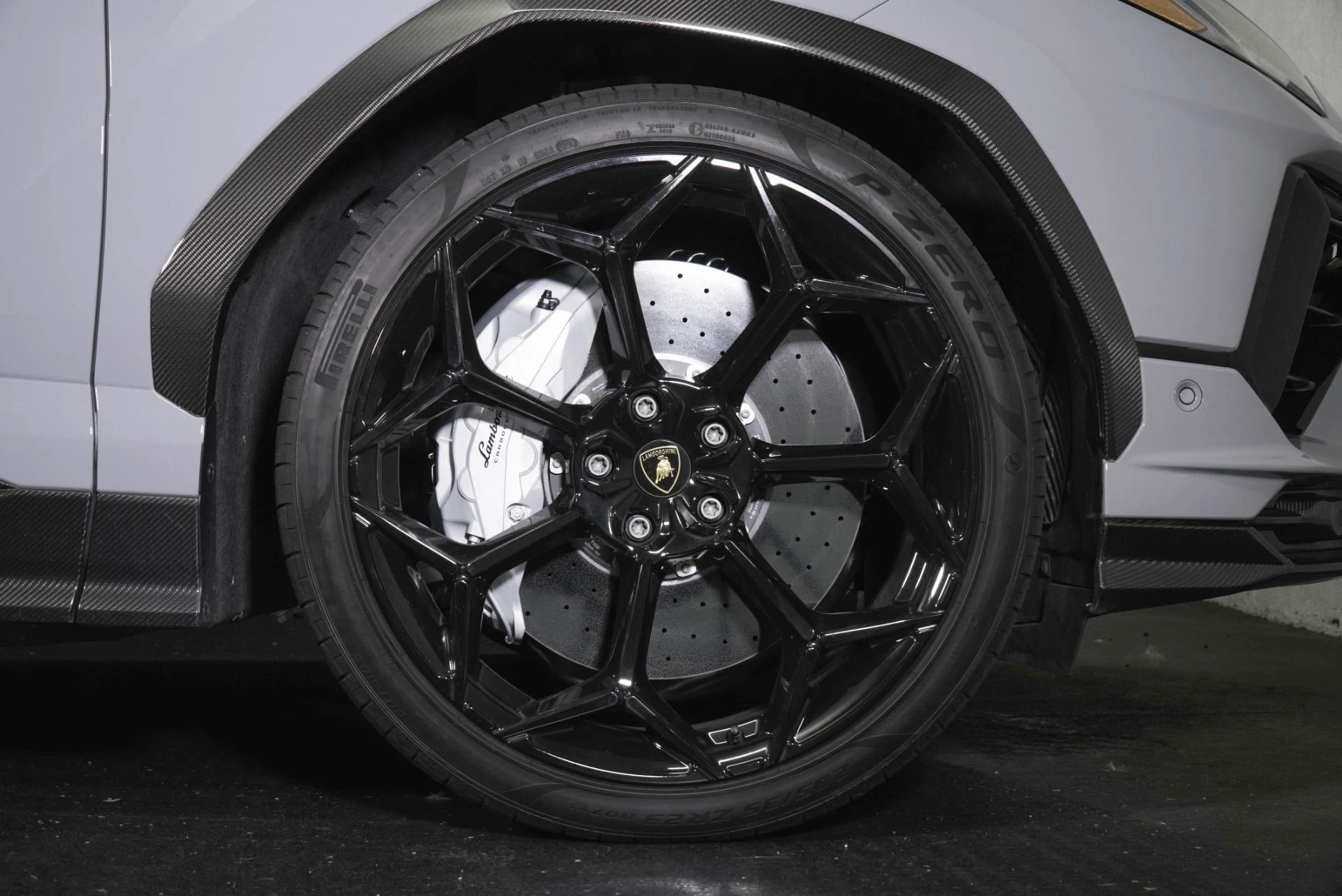 mph003_2520381648_Used_2024_Lamborghini_Urus_Performante_1788650545_9fdbf7945f